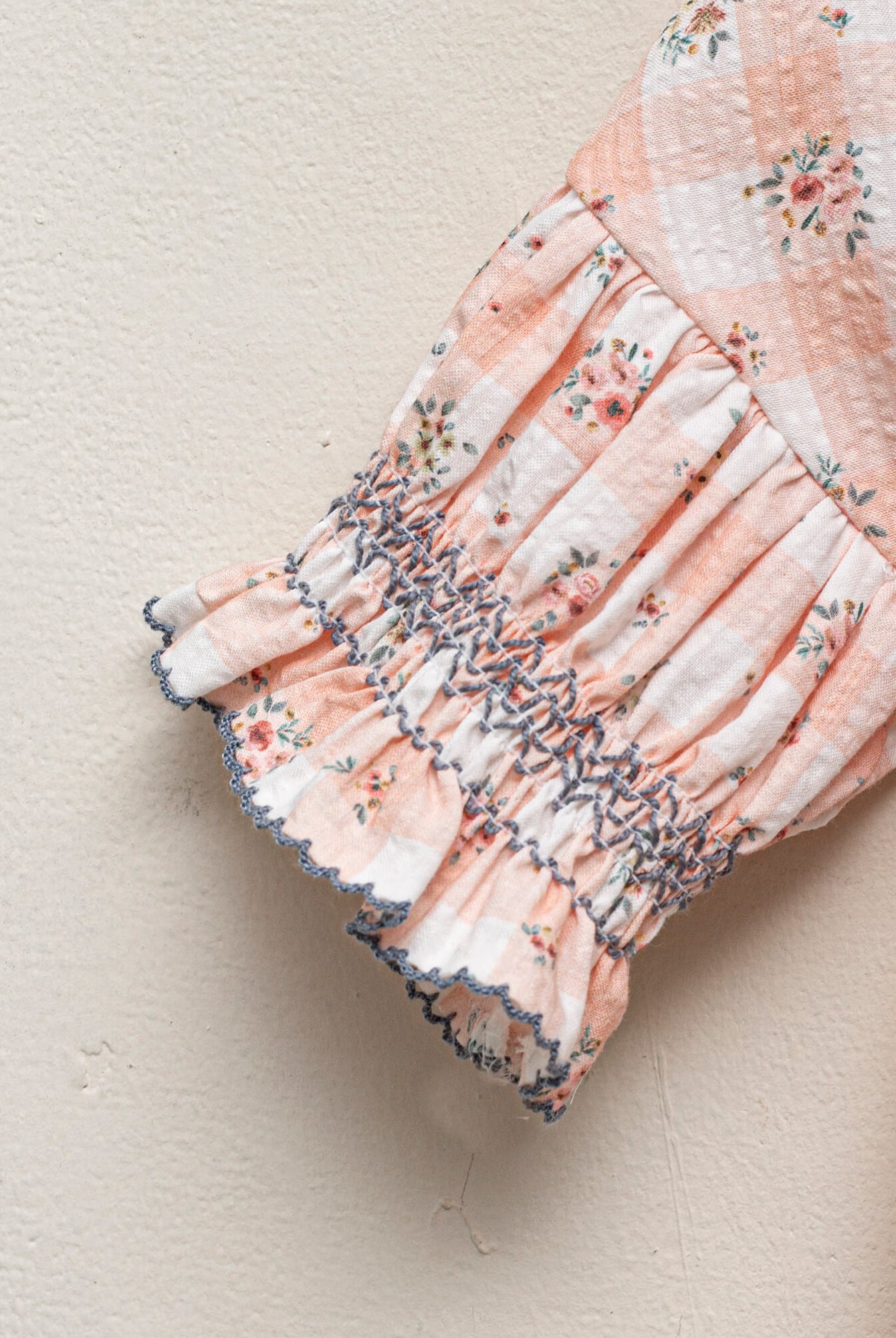 Conjunto blusa y bombacho en vichy rosa para niña Cosmosophie