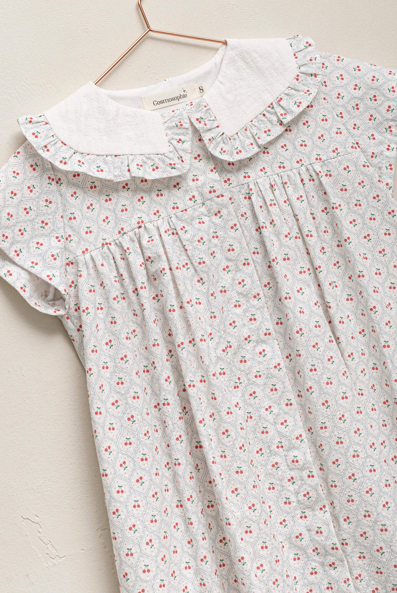 Vestido con estampado cerezas Cosmosophie