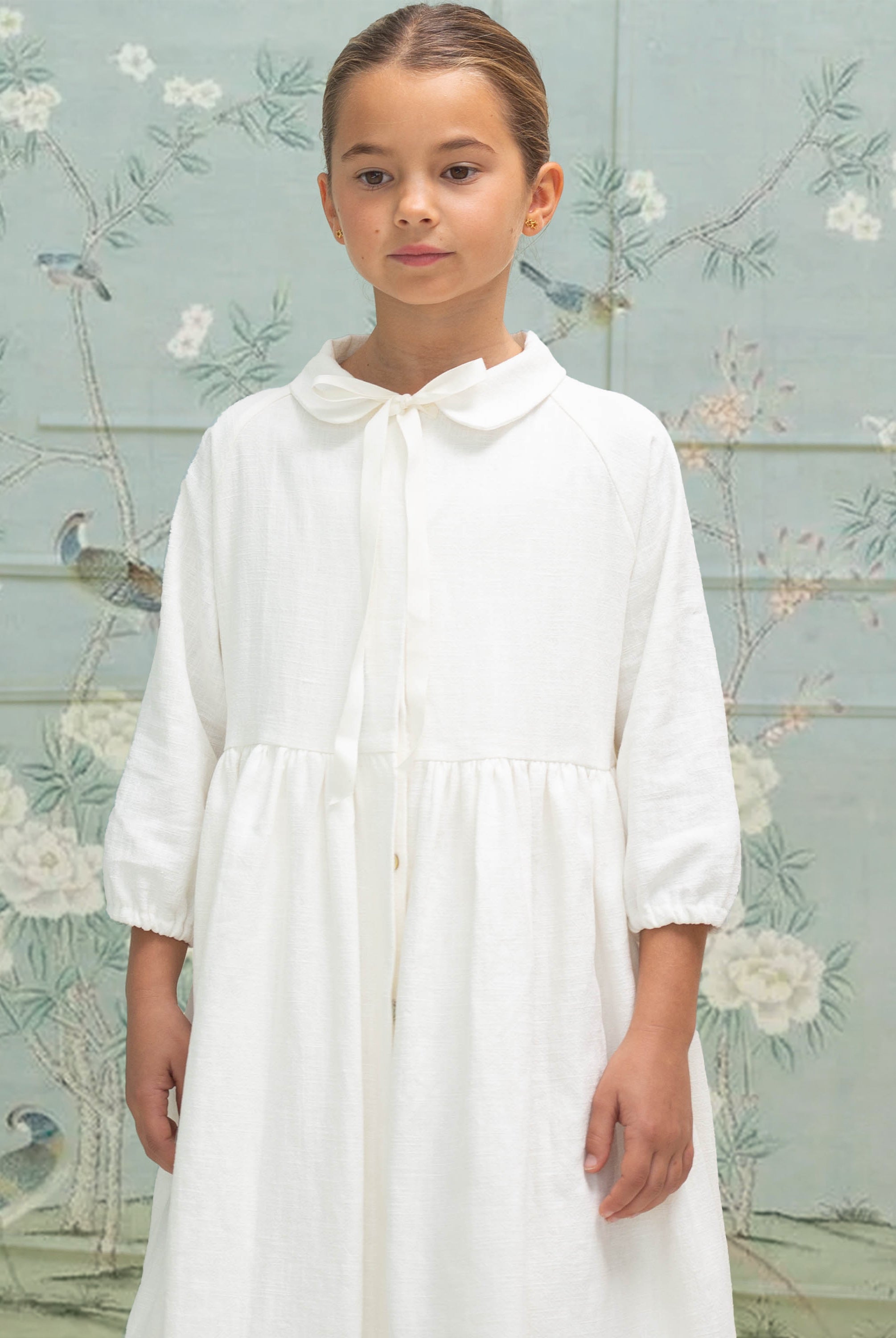 Abrigo chaqueta de primera comunion en lino blanco de Cosmosophie