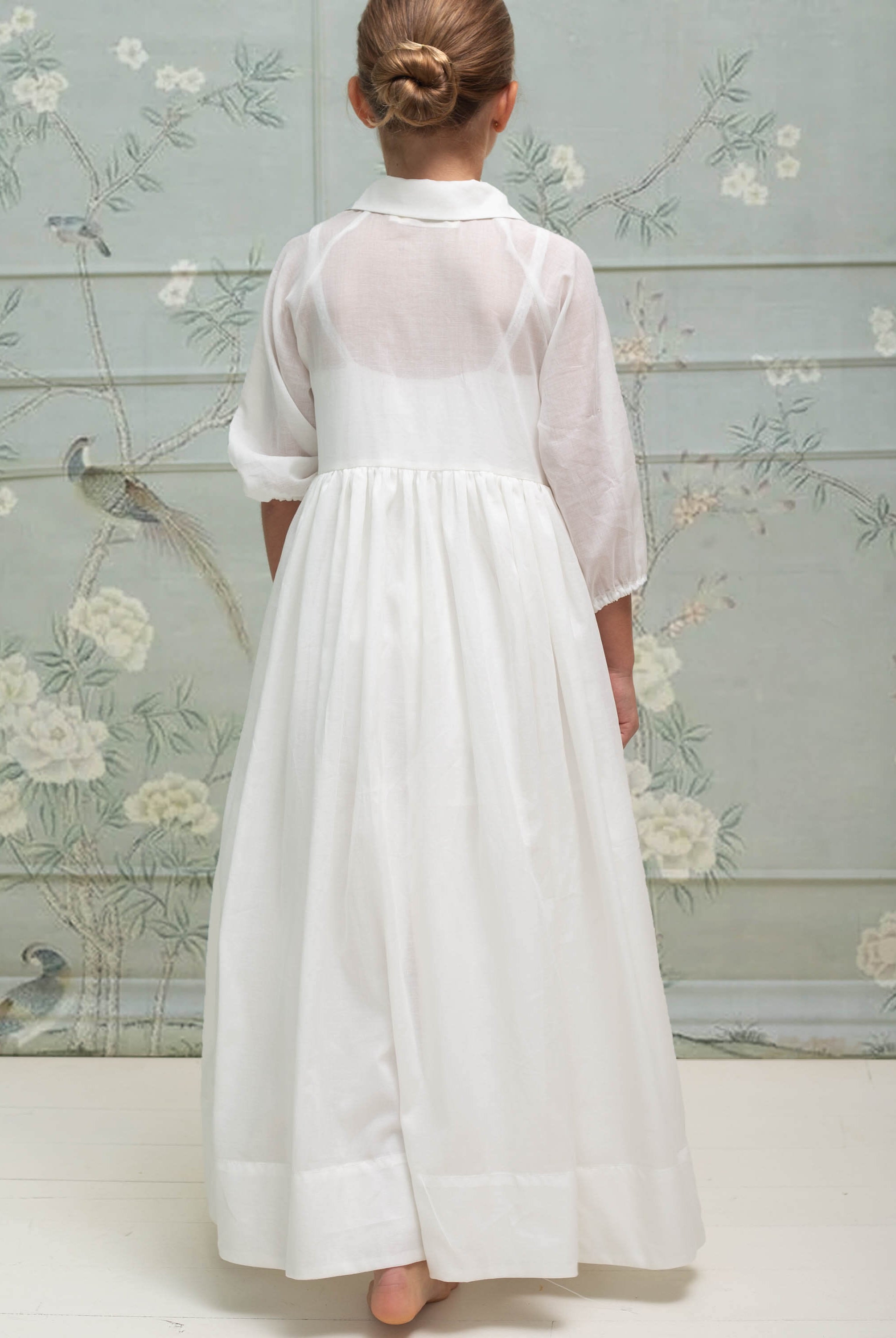 Vestido de comunión niña blanco modelo Gemini. Cosmosophie