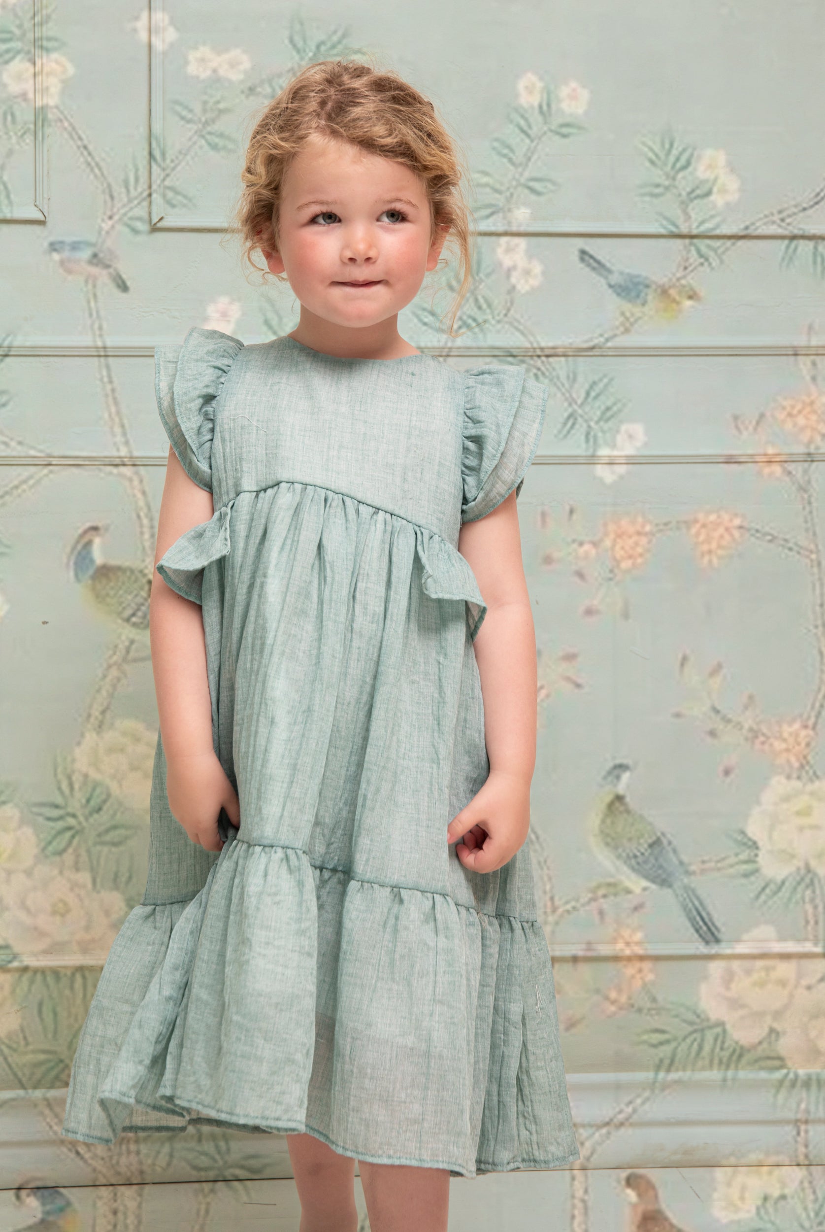 Traje de Arras verde agua Kanon de Cosmosophie.