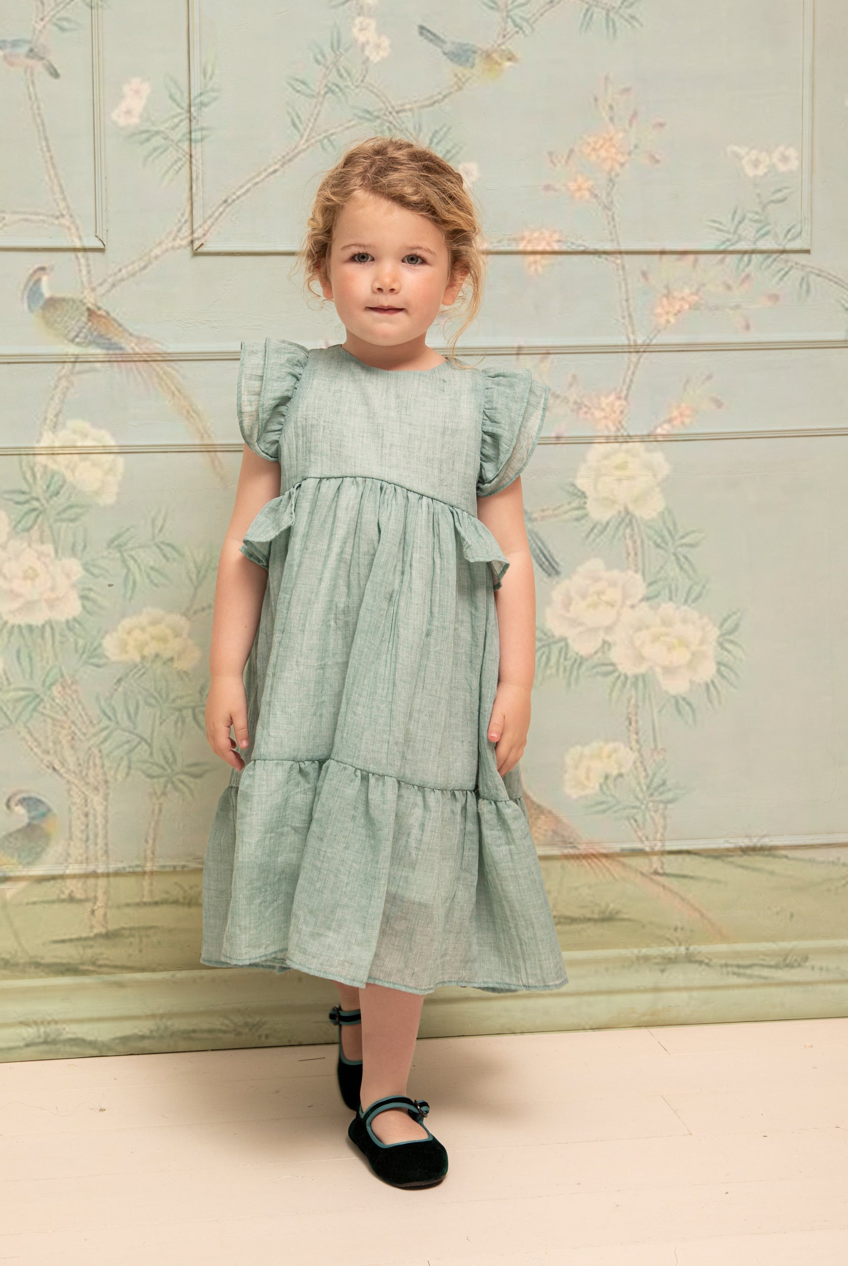 Traje de Arras verde agua Kanon de Cosmosophie.