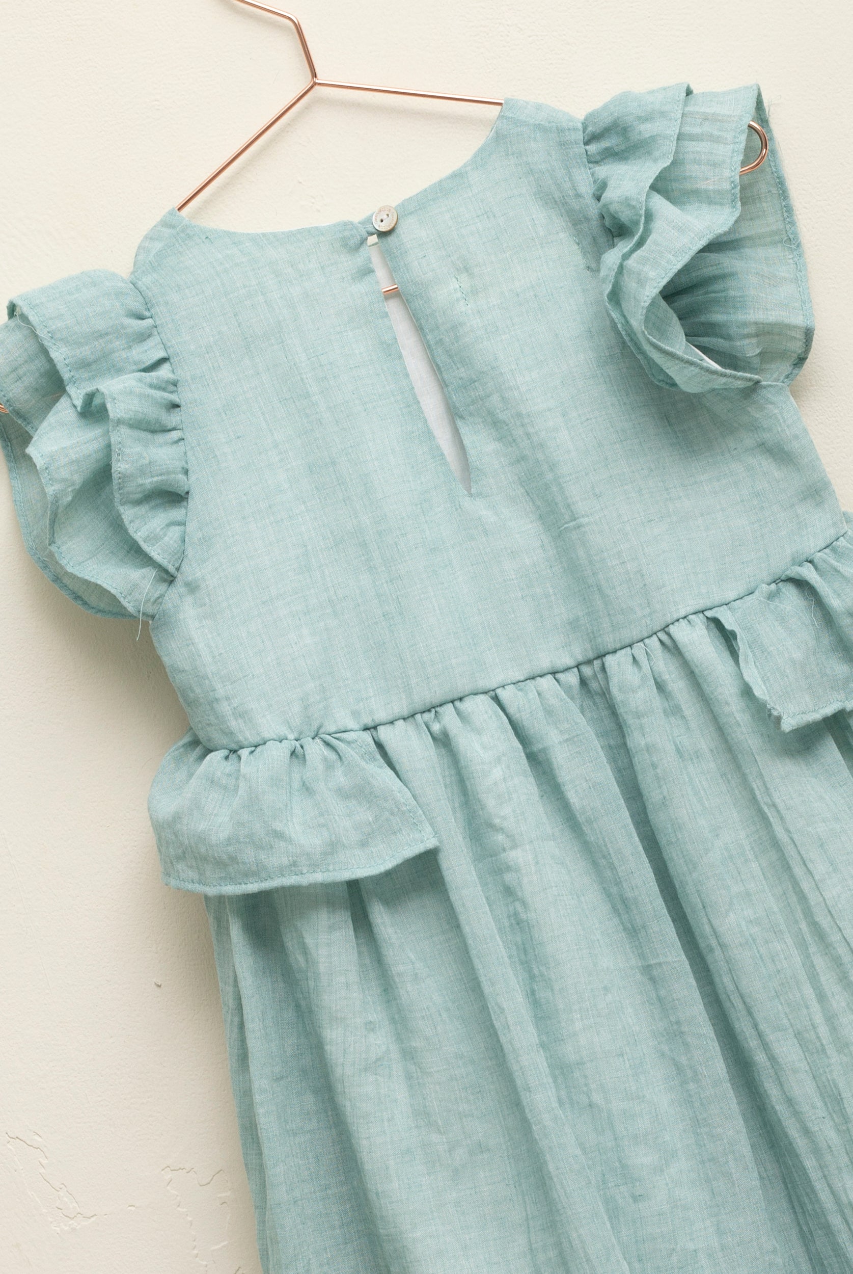 Traje de Arras verde agua Kanon de Cosmosophie.