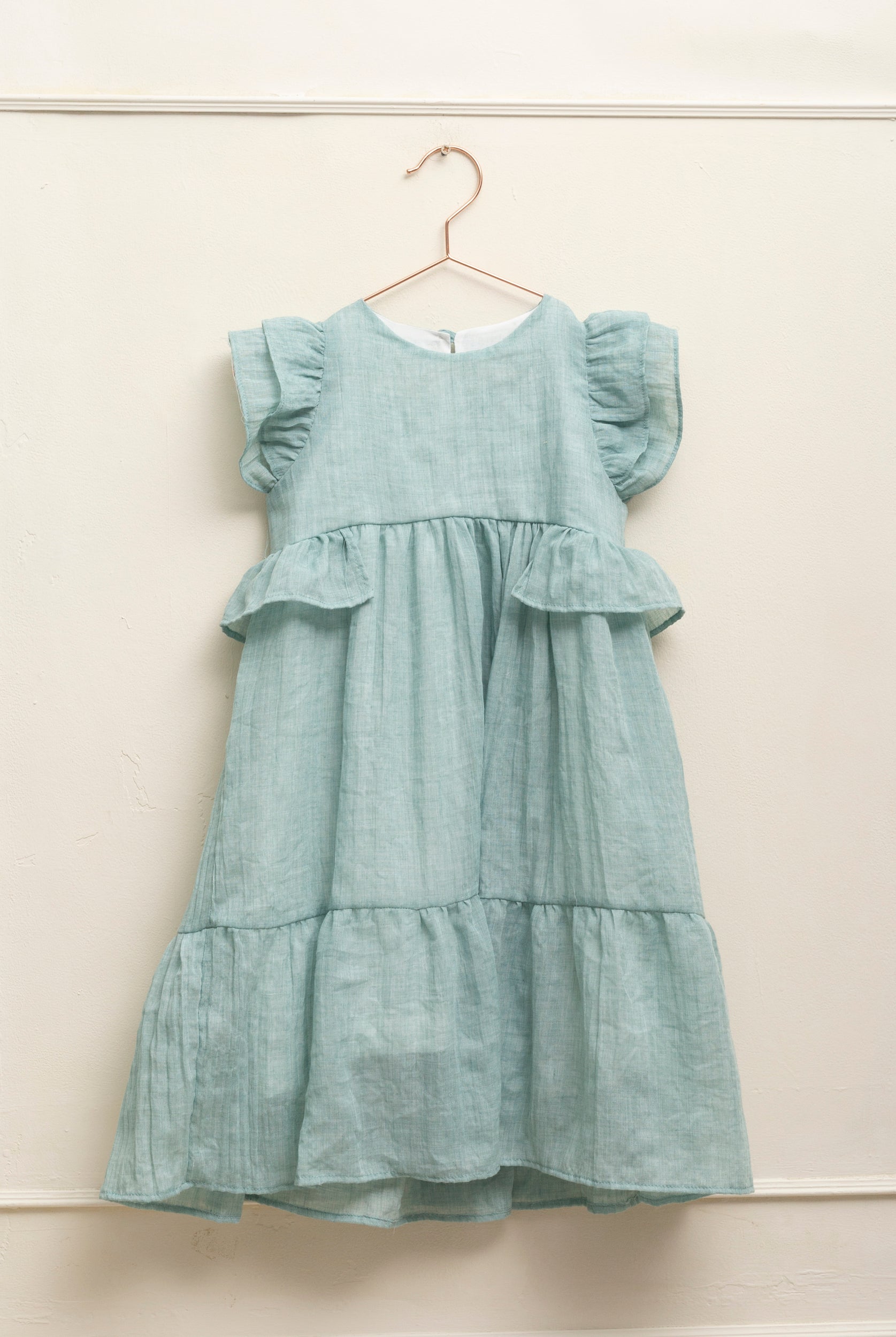 Traje de Arras verde agua Kanon de Cosmosophie.