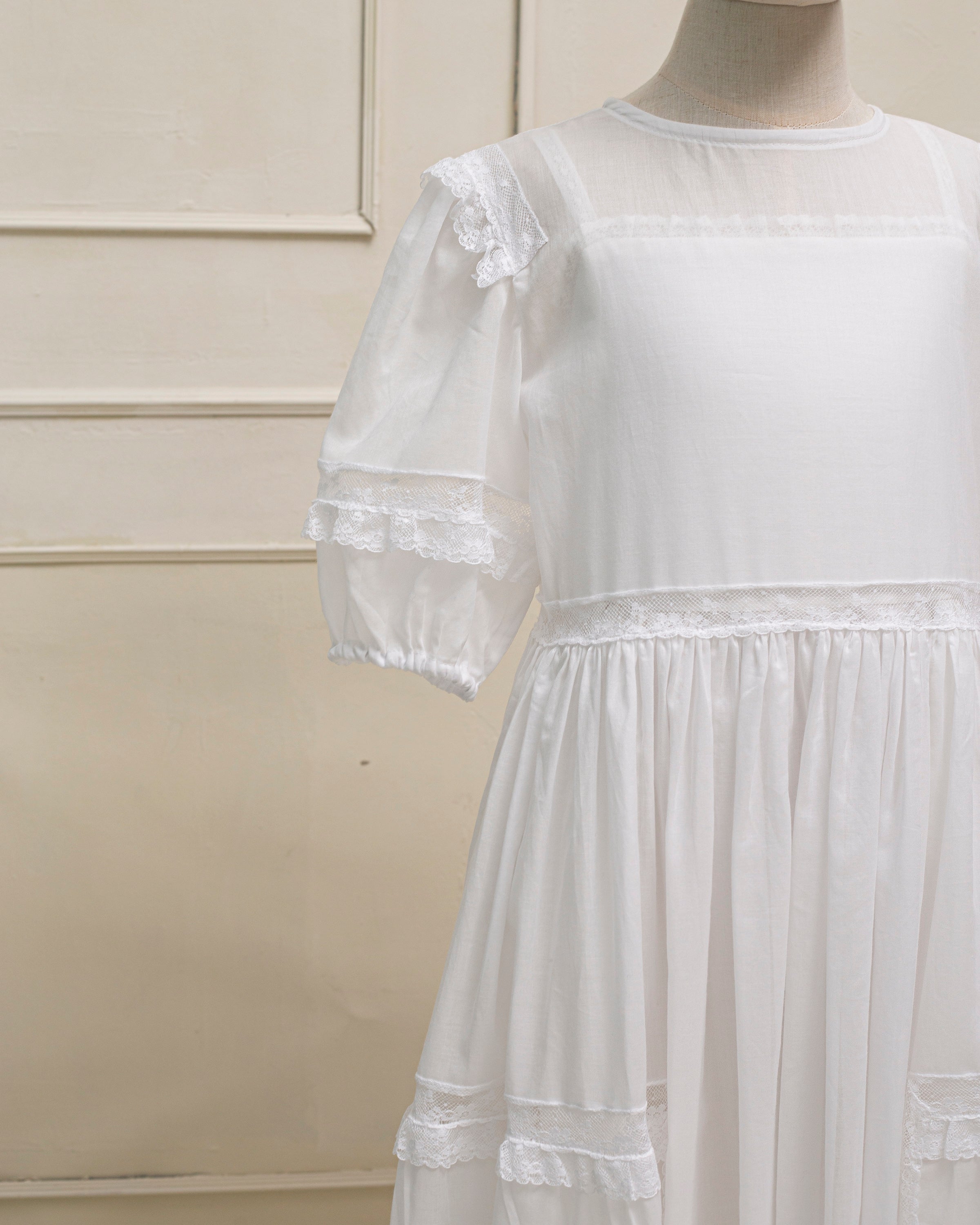 Vestido Primera Comunion blanco Lotus de Cosmosophie