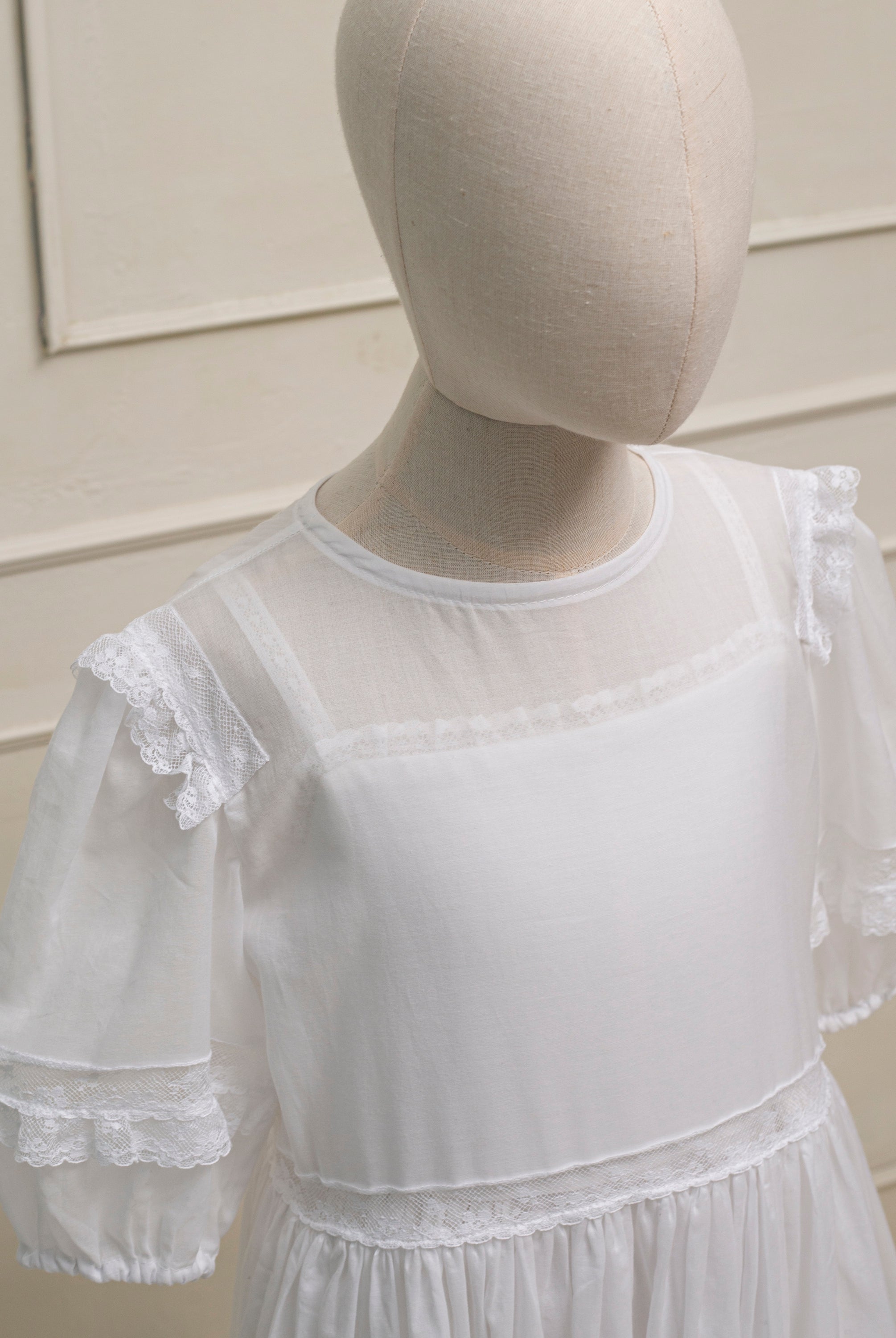 Vestido Primera Comunion blanco Lotus de Cosmosophie