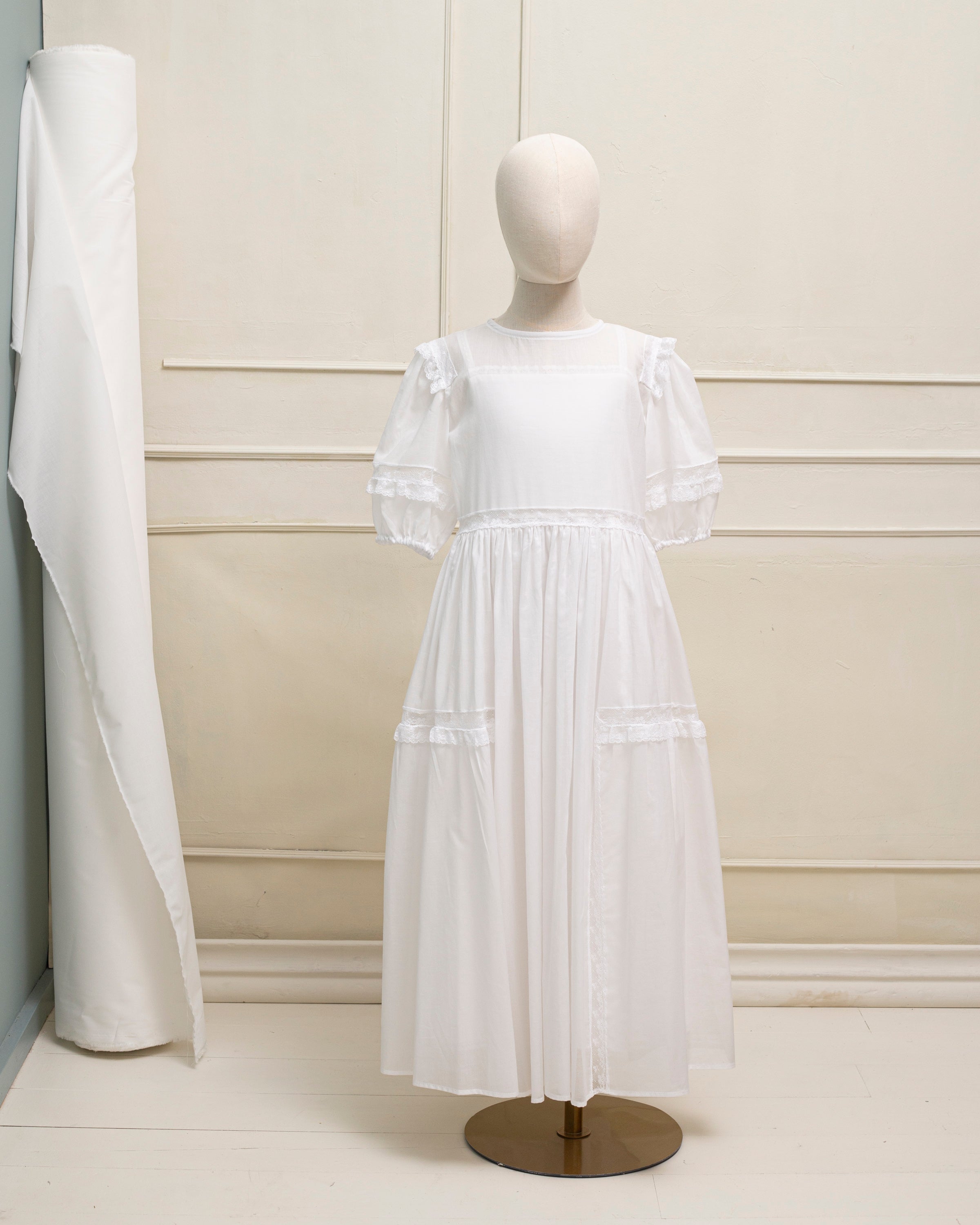 Vestido Primera Comunion blanco Lotus de Cosmosophie