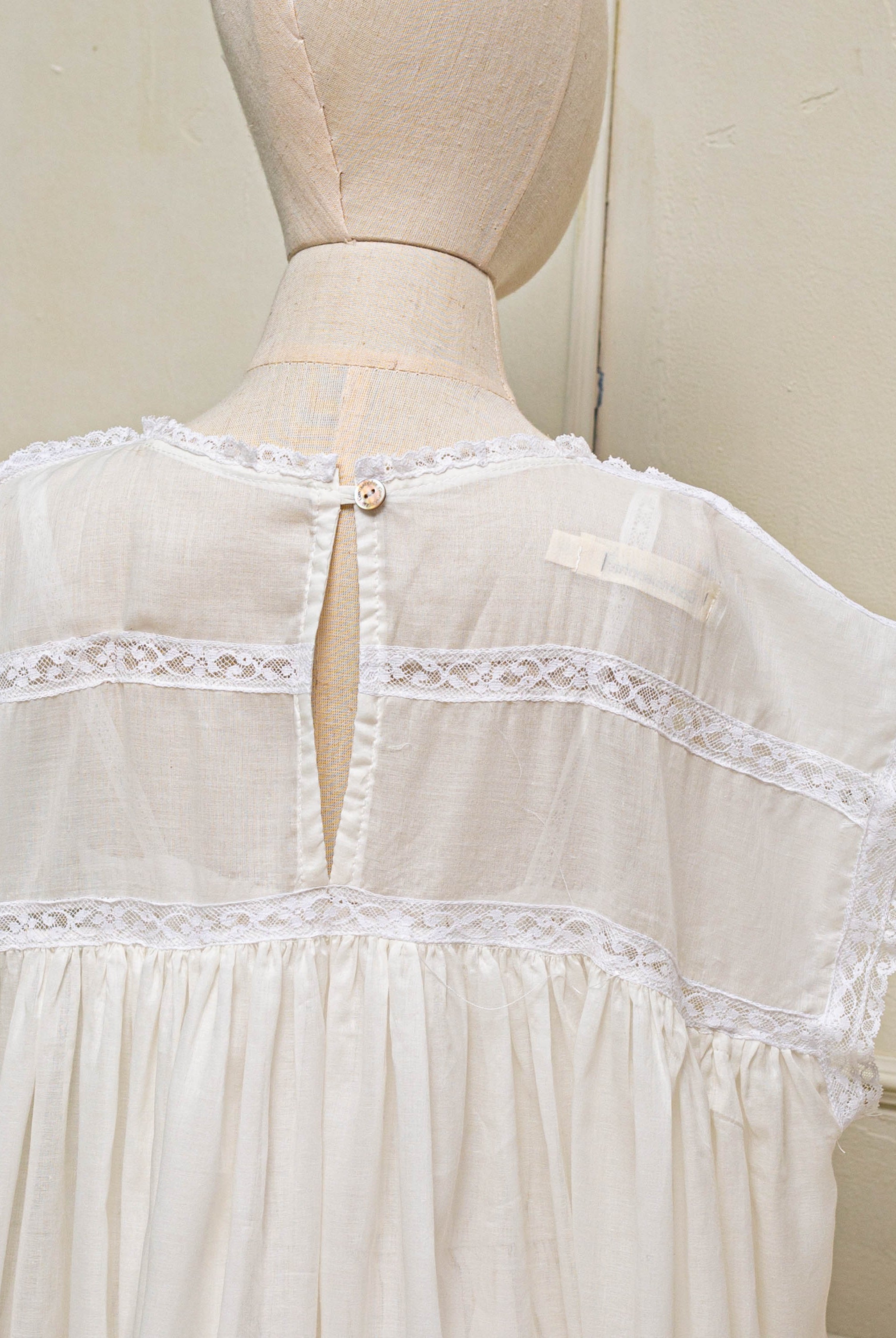 Vestido Primera Comunion con encaje en Mara de Cosmosophie