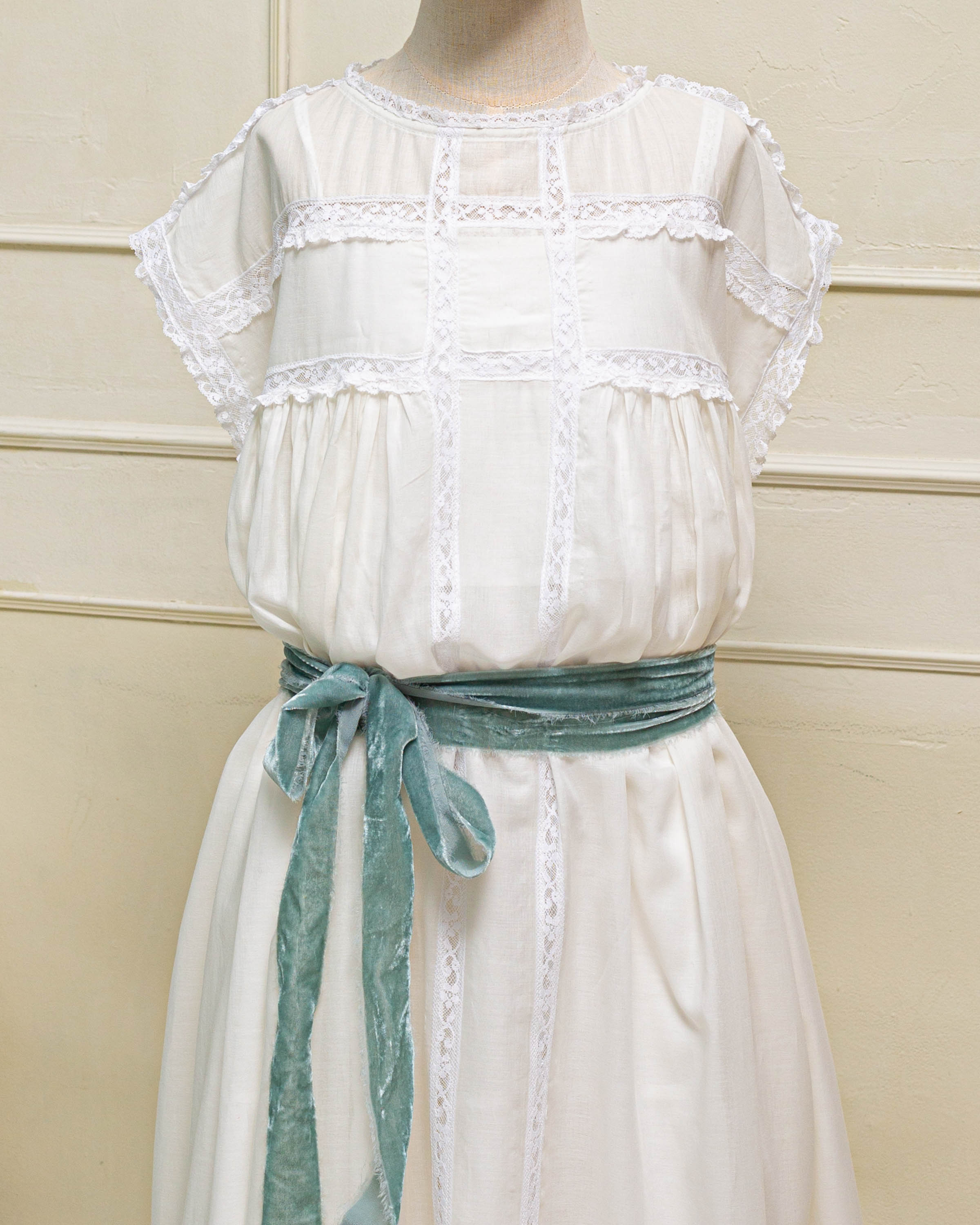 Vestido Primera Comunion con encaje en Mara de Cosmosophie