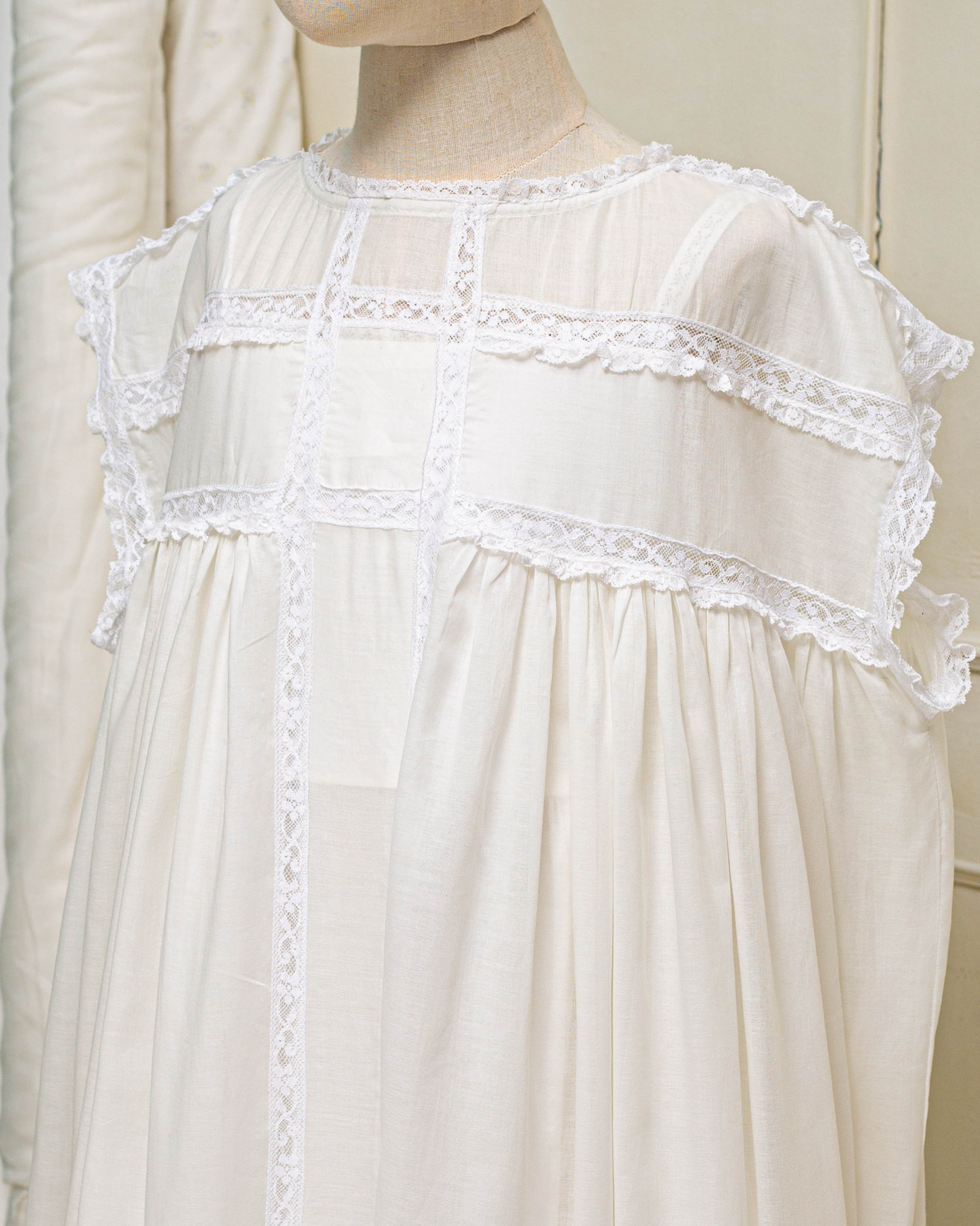 Vestido Primera Comunion con encaje en Mara de Cosmosophie