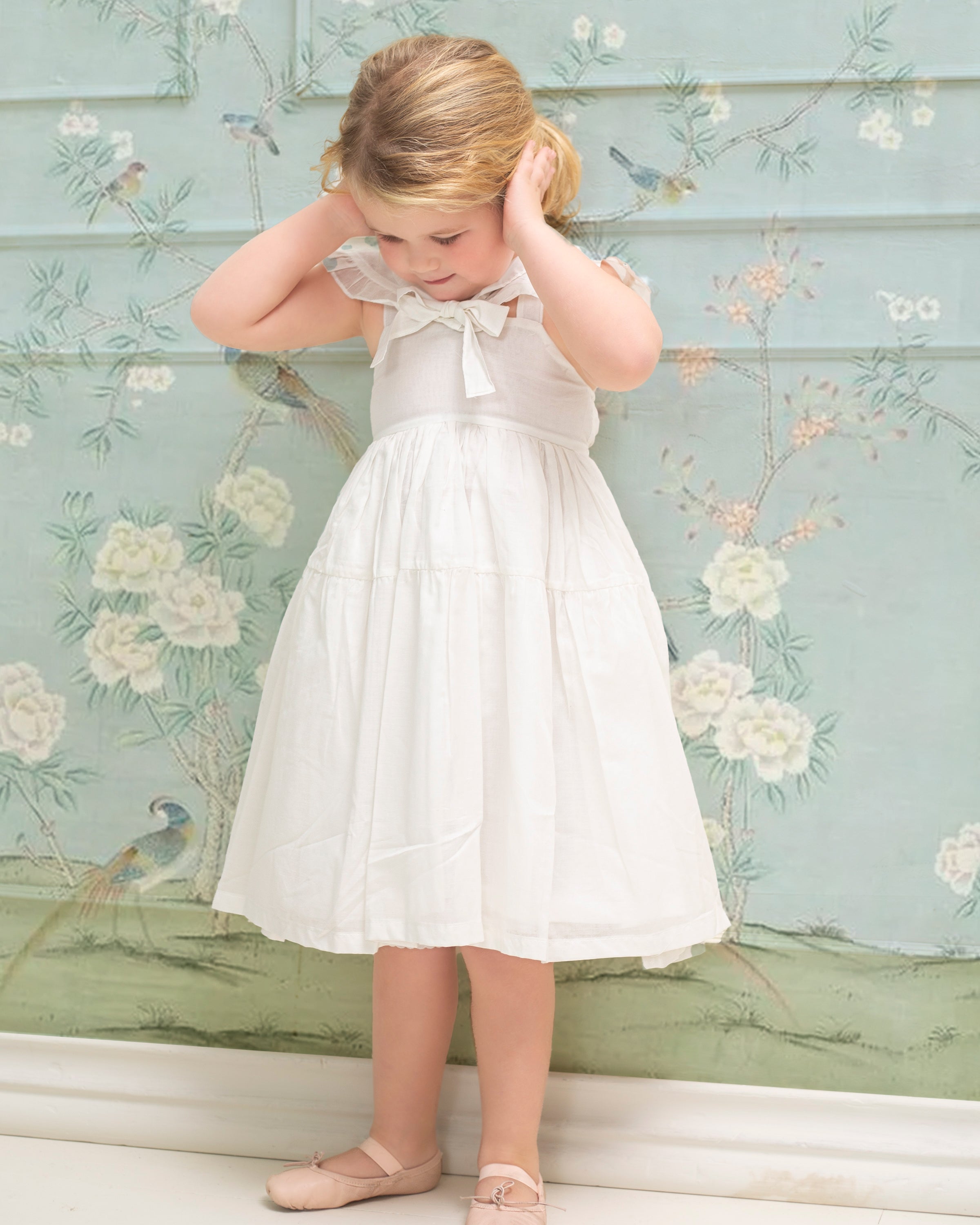 Traje de Arras en Blanco modelo Pepa de Cosmosophie