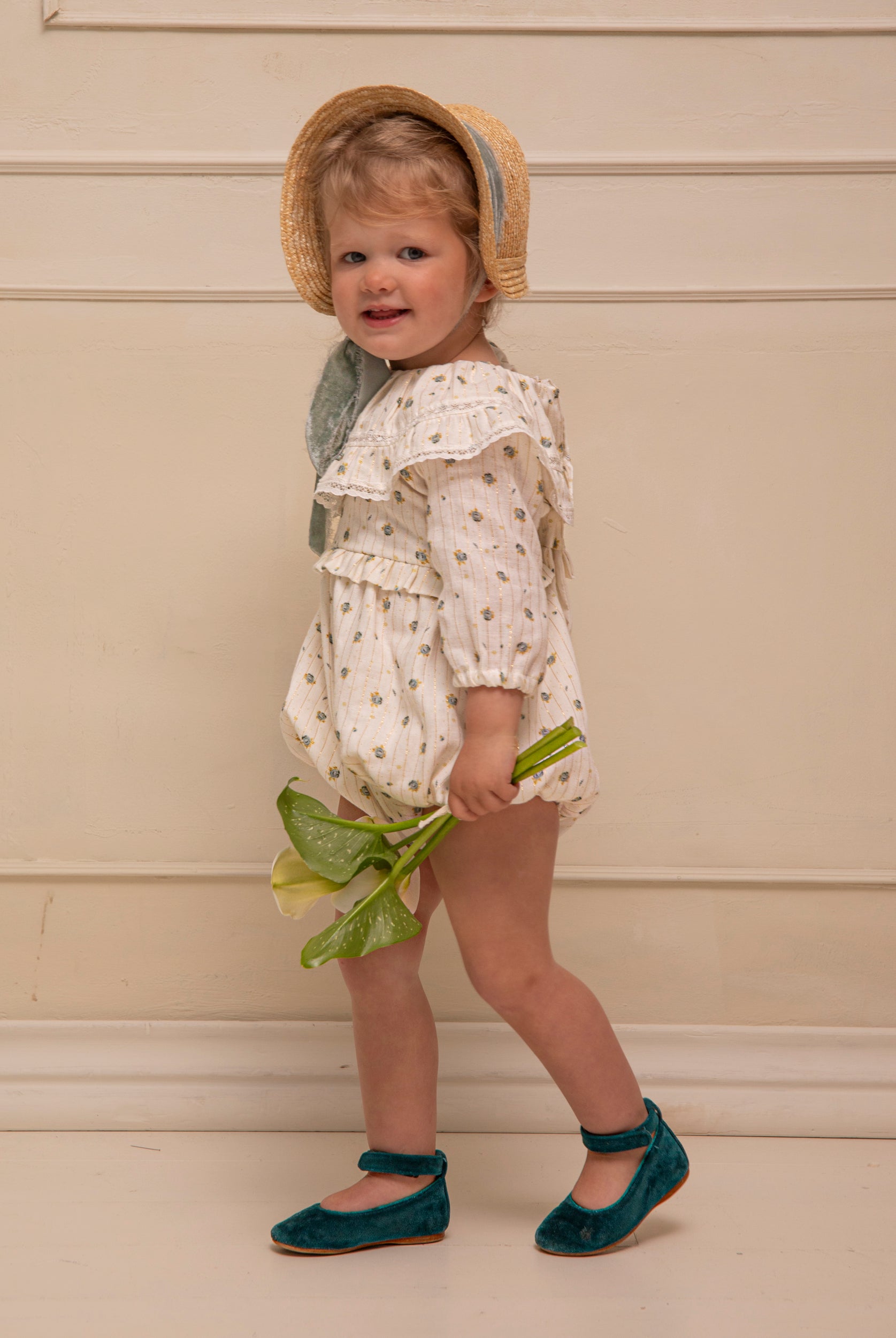 Ranita Arras de bebe de flores Cosmosophie