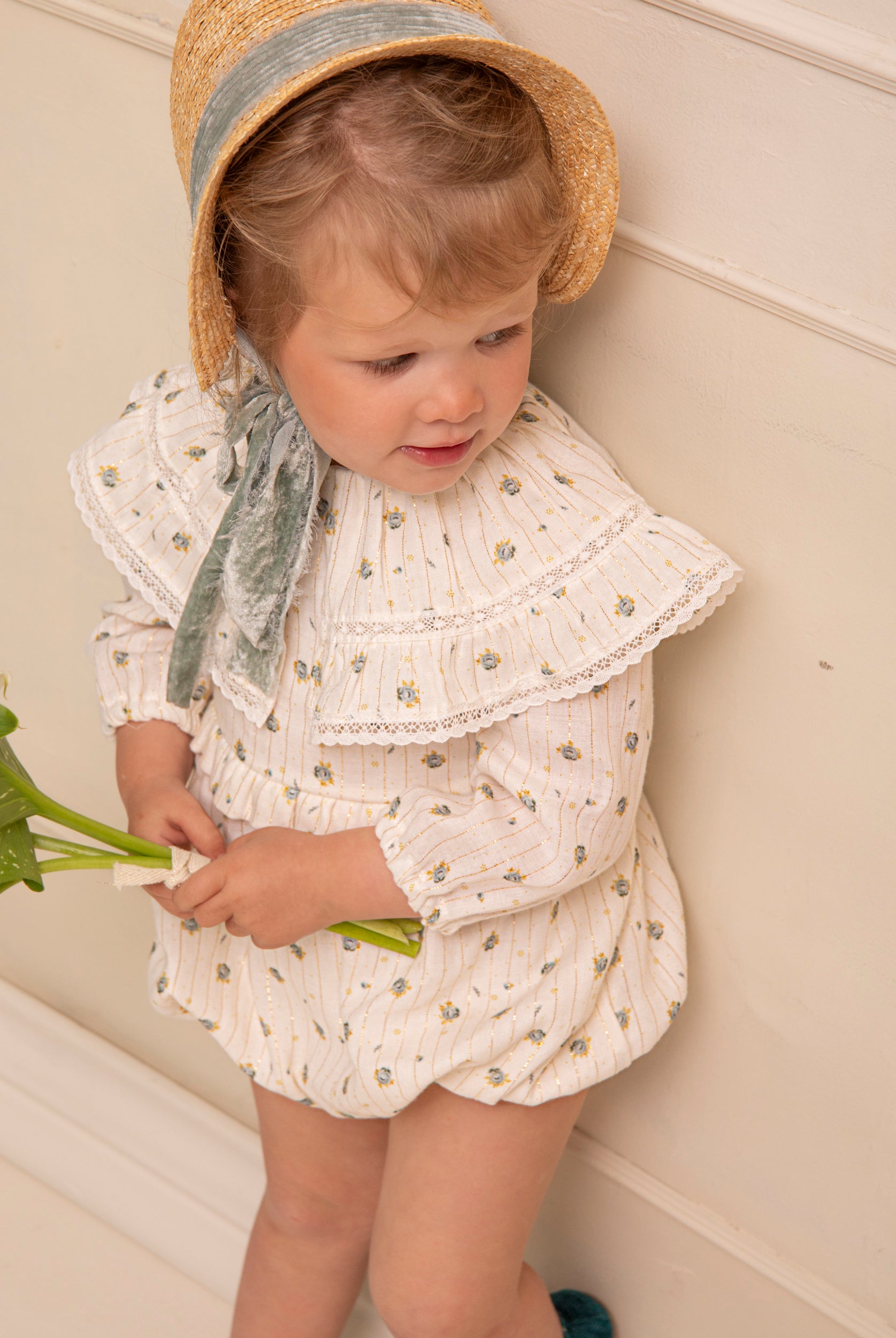 Ranita Arras de bebe de flores Cosmosophie