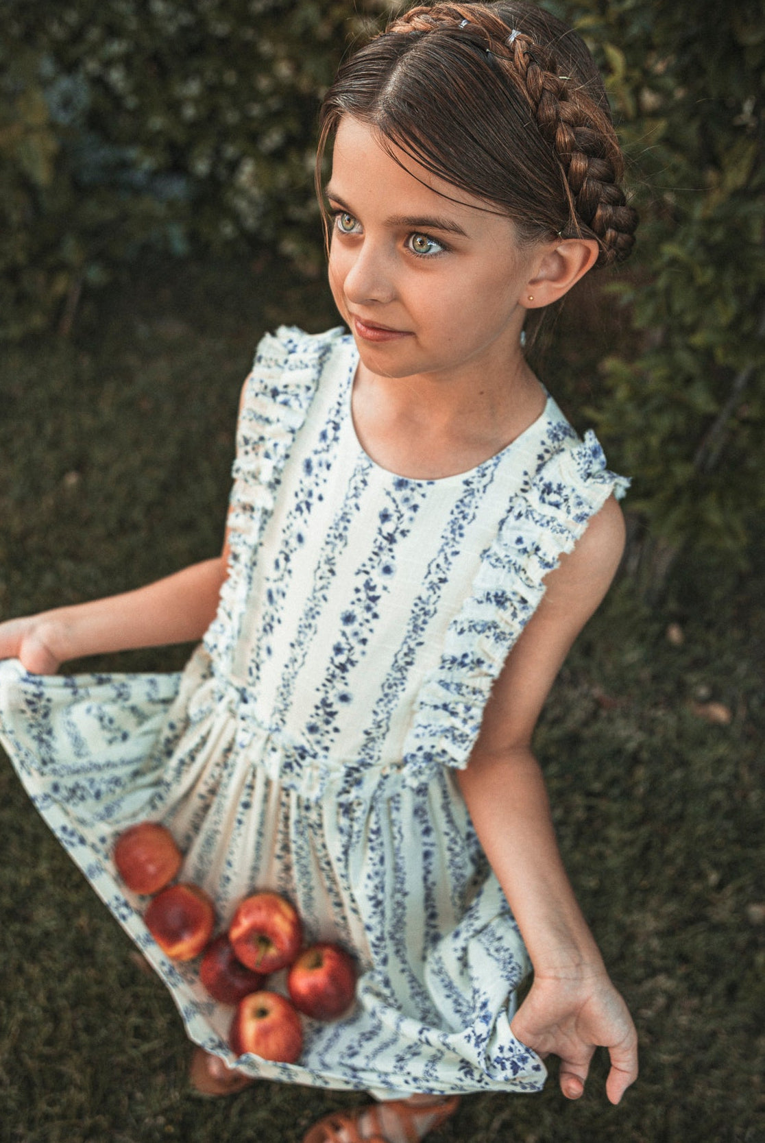 Pichi de flores con volantes en el pecho cosmosophie