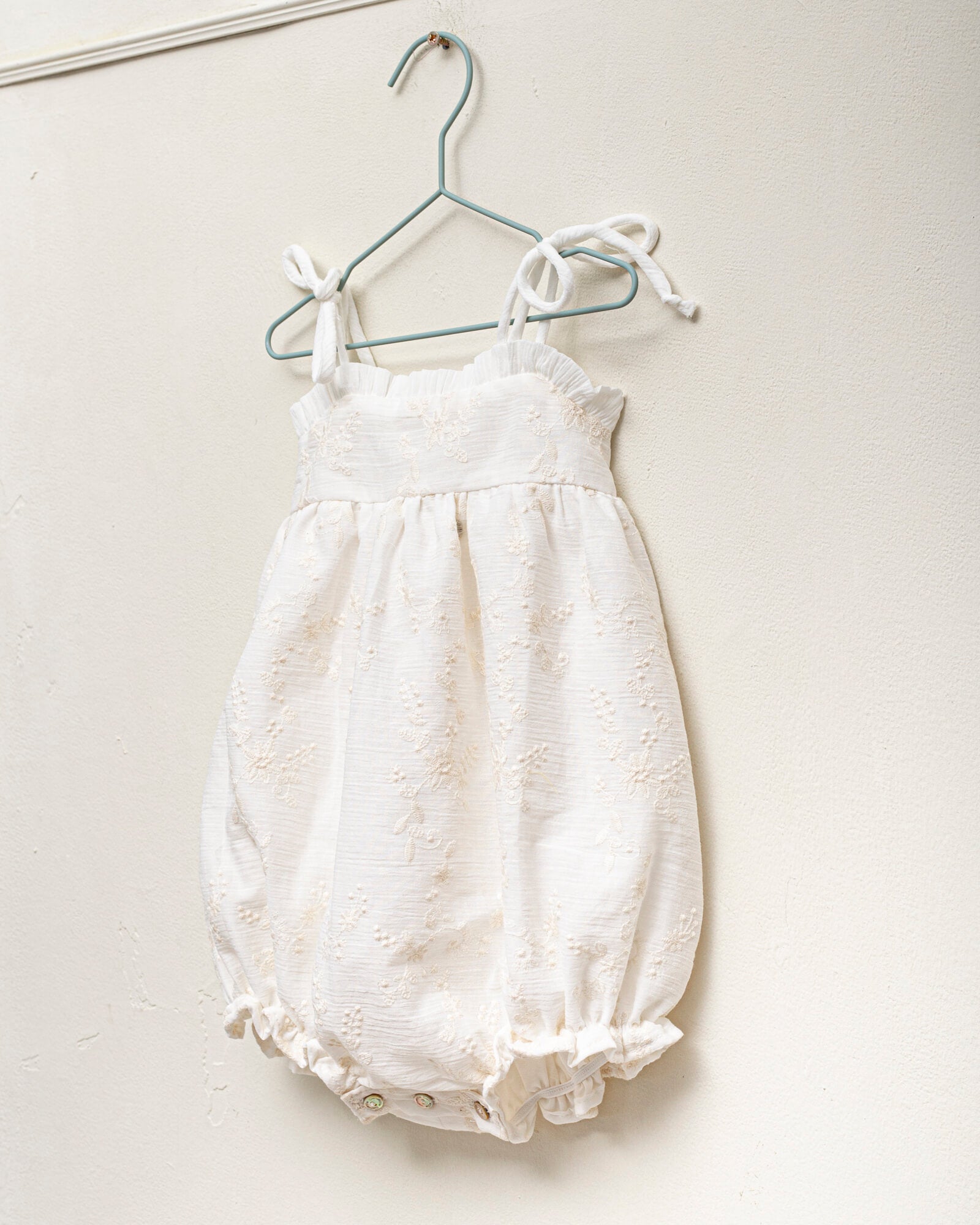 Ranita tirantes bambula bordada Cosmosophie