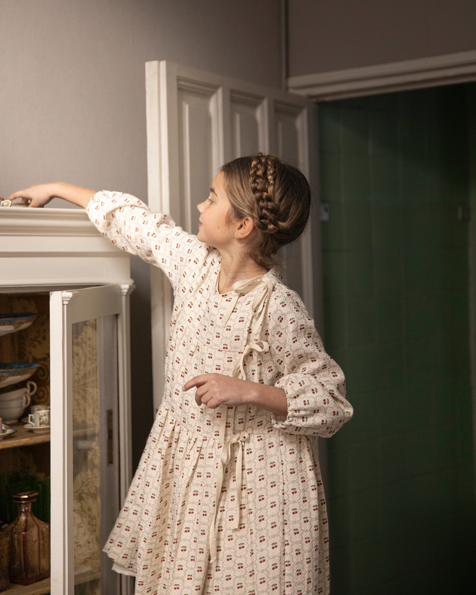 Vestido estampado cerezas para adolescente de Cosmosophie