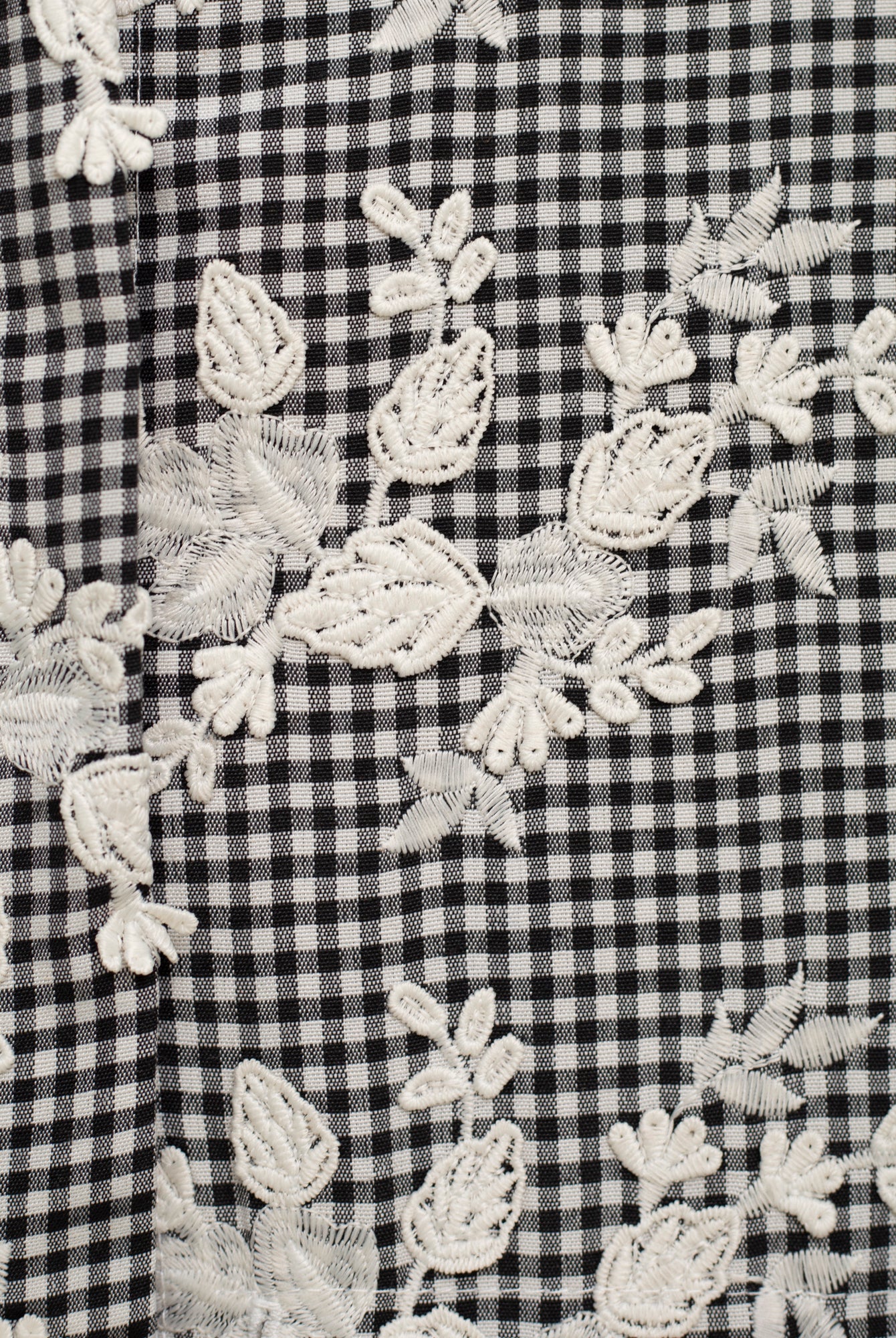 Conjunto para adolescente estampado vichy con bordados Cosmosophie