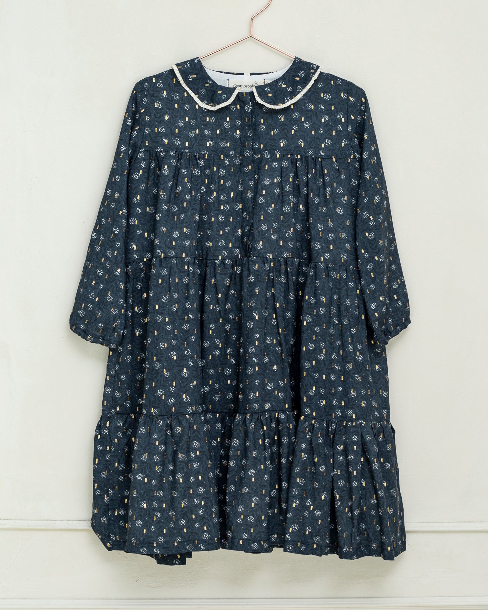 Vestido azul noche con flores y oro Cosmosophie