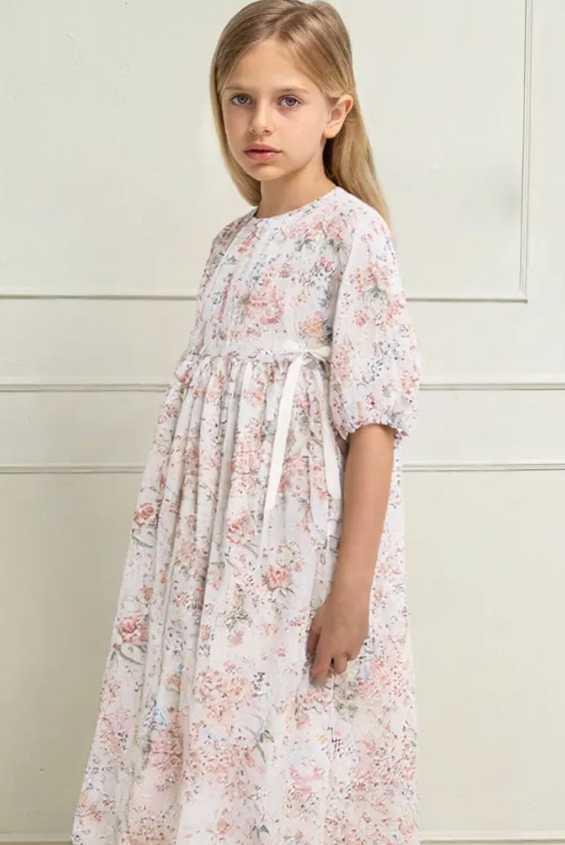 Vestido flores niña invitada a boda Cosmosophie