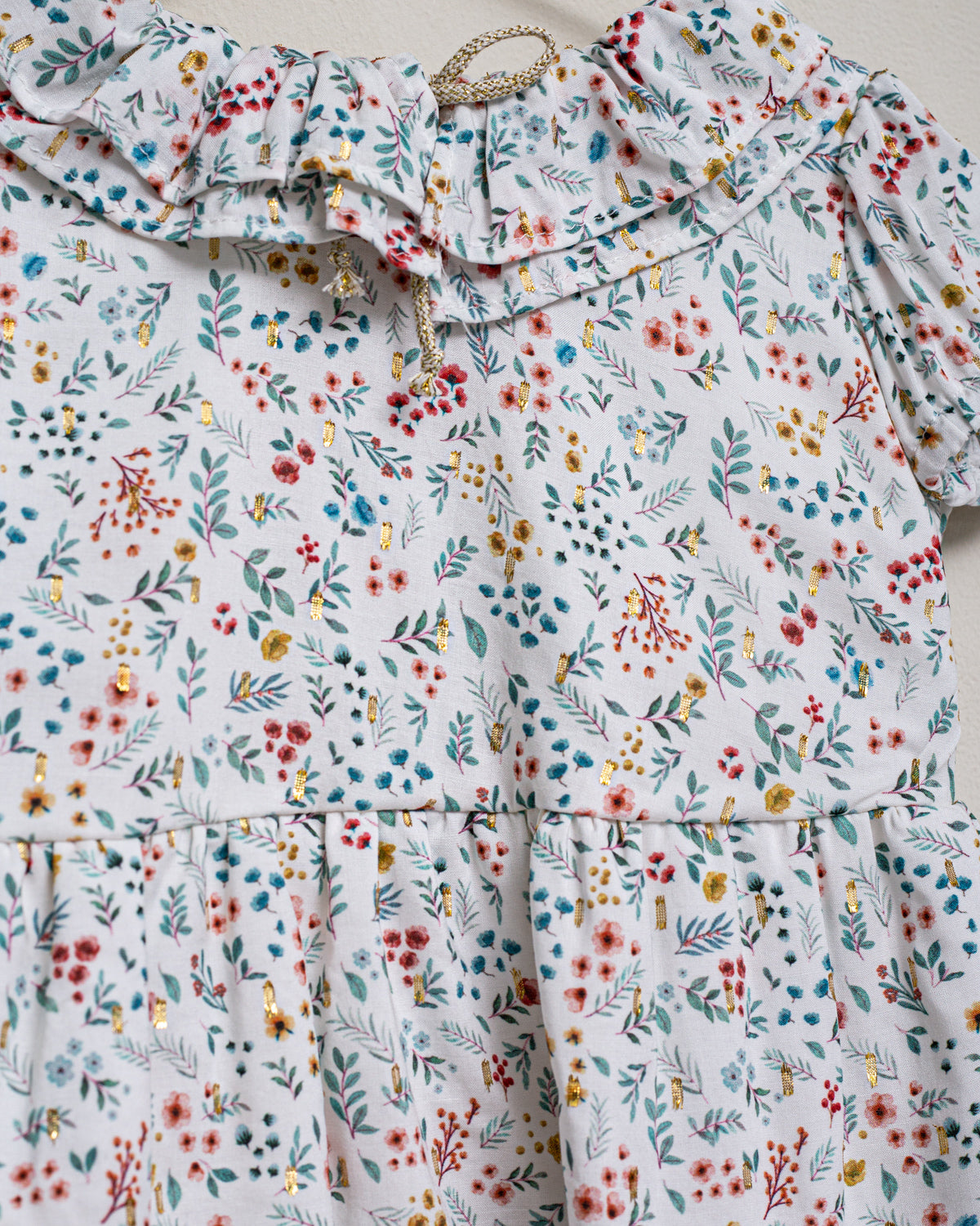 Ranita de florecitas con toques de oro Elmo Cosmosophie