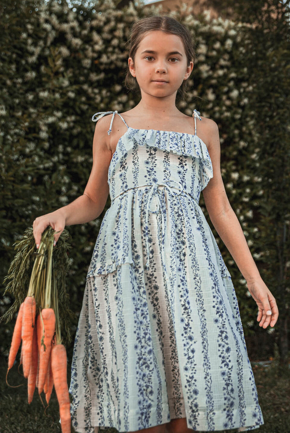 Vestido tirantes para iña flores cosmosophie