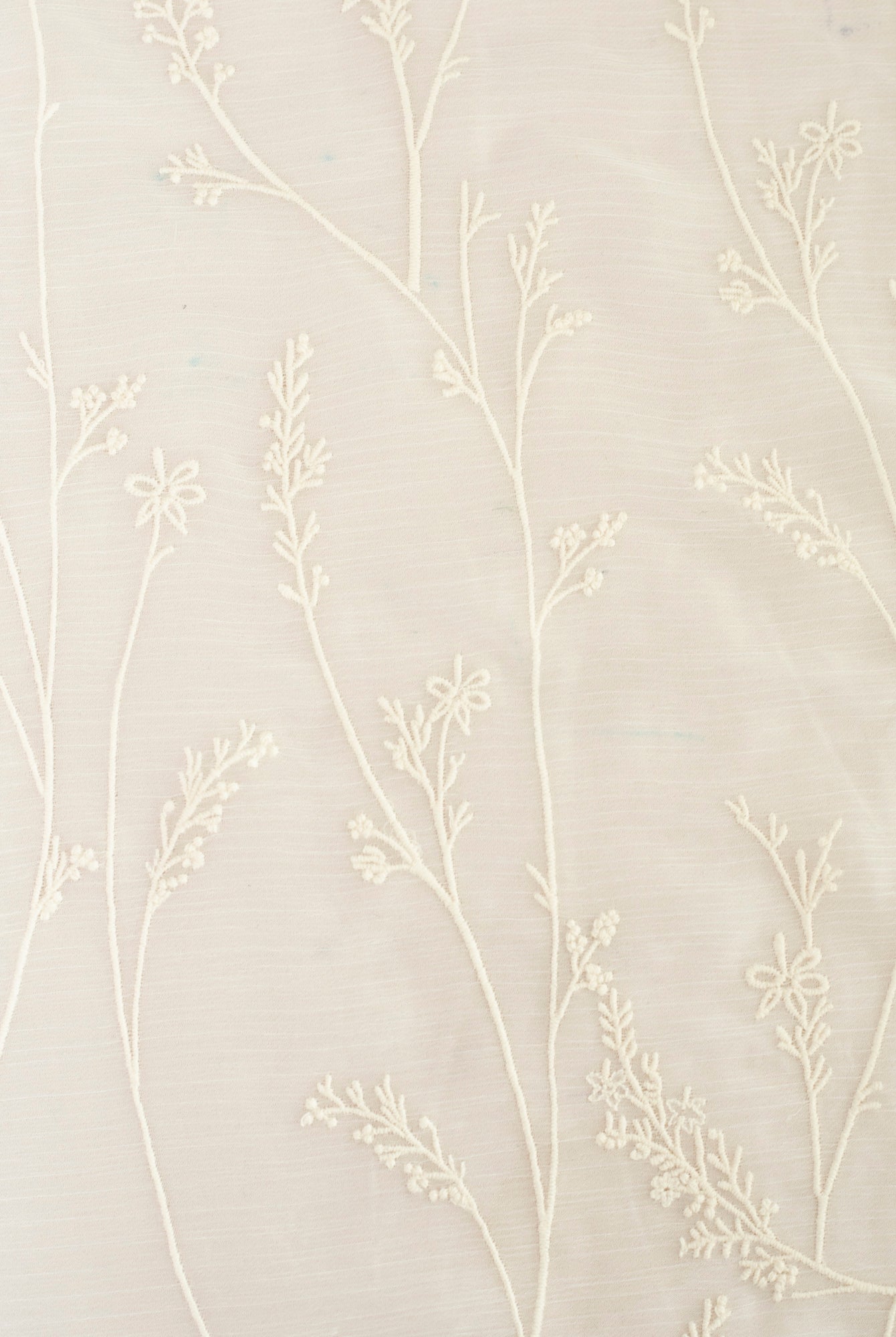 Vestido beige tejido bordado Cosmosophie