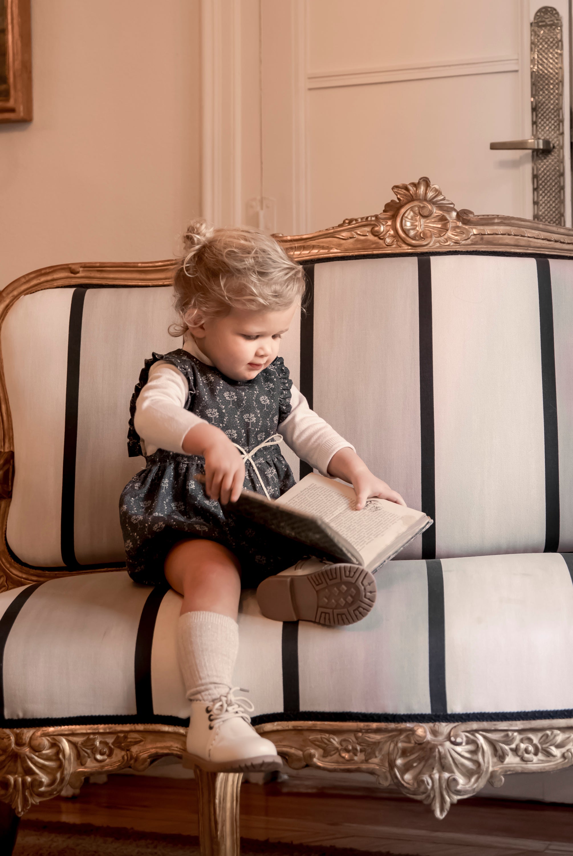 Ranita pichi bebe azul noche con arbolitos de Cosmosophie