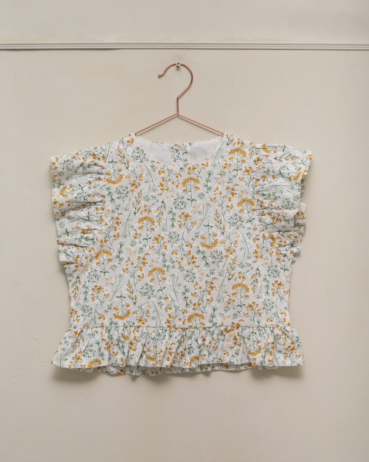 Conjunto para adolescente de top y falda midi en batista bordada blanco y amarillo Cosmosophie