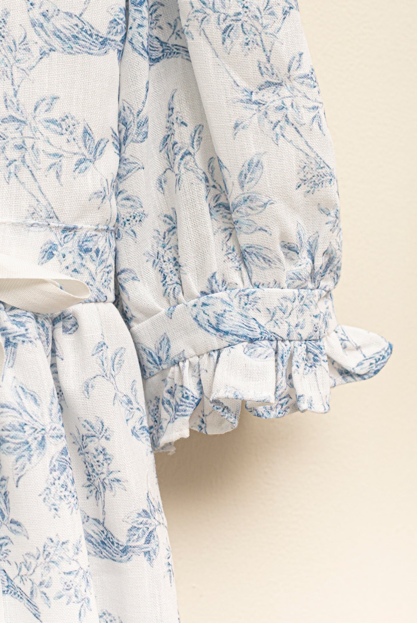 Vestido encajes estampado pájaros Moss Waso