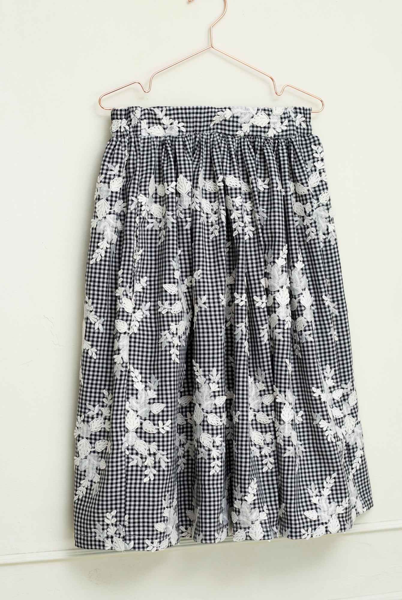 Conjunto para adolescente estampado vichy con bordados Cosmosophie