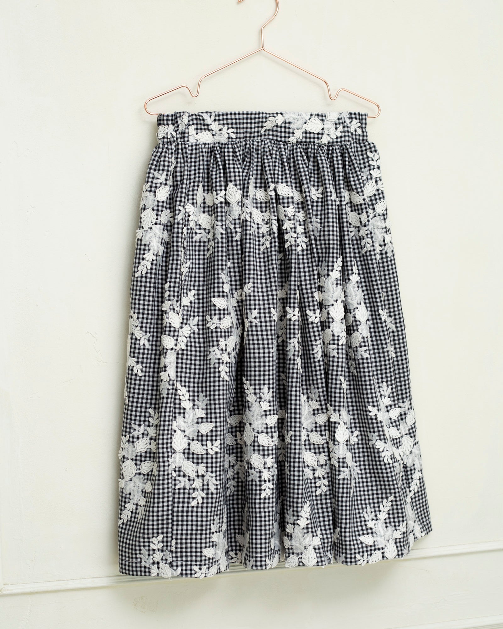 Conjunto para adolescente estampado vichy con bordados Cosmosophie