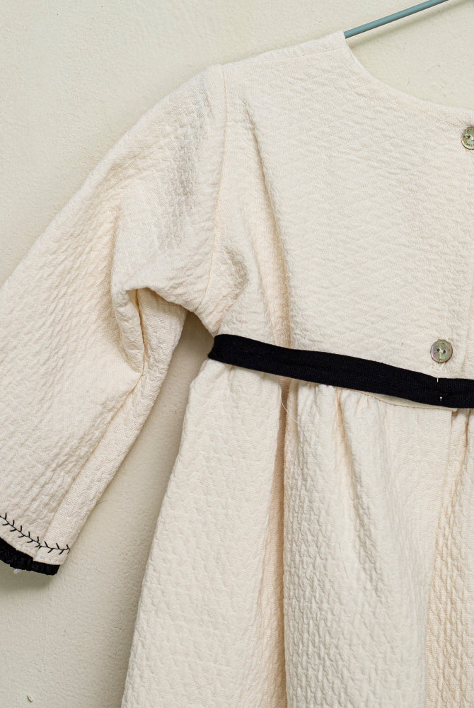 Ranita bebe en crudo con negro Cosmosophie