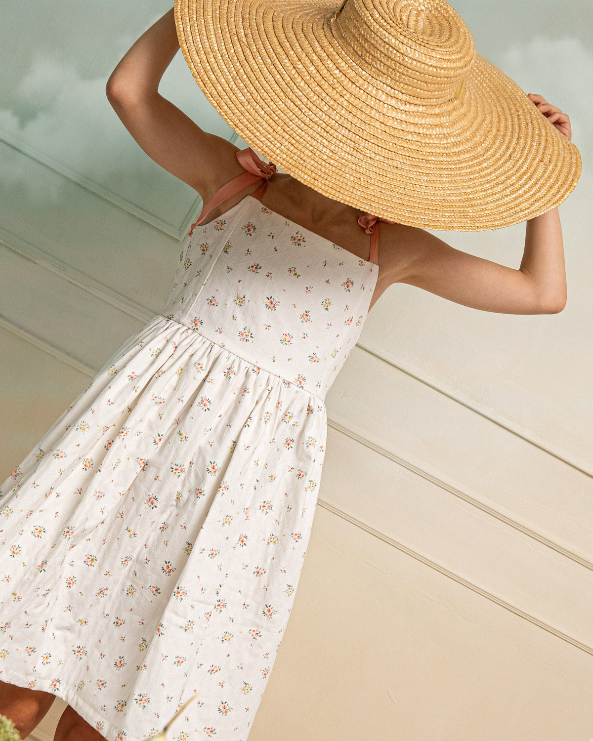 Vestido tirantes florecitas rosas Polar estampado Bloom