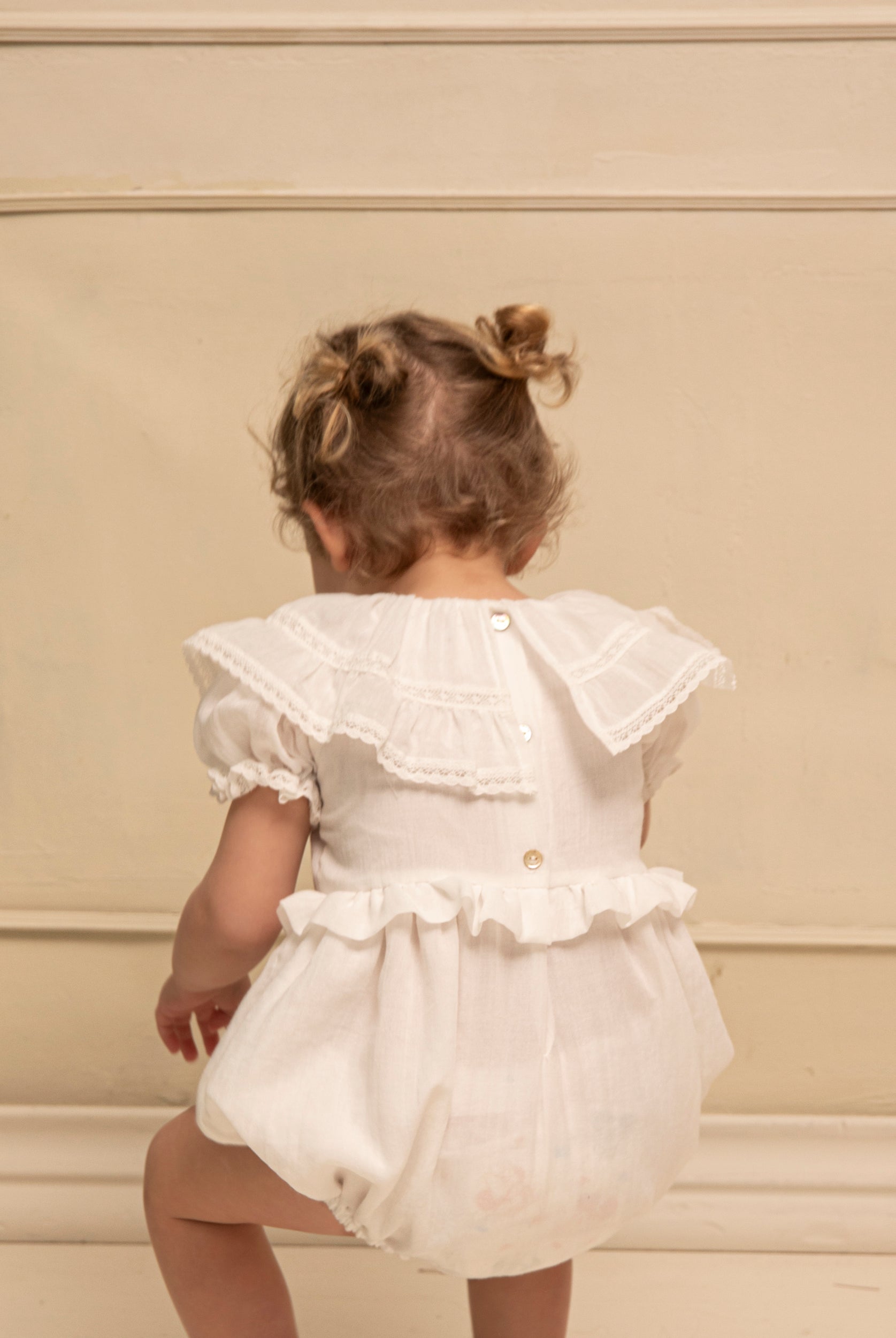 Ranita de Bautizo para bebe en blanco Yves de Cosmosophie