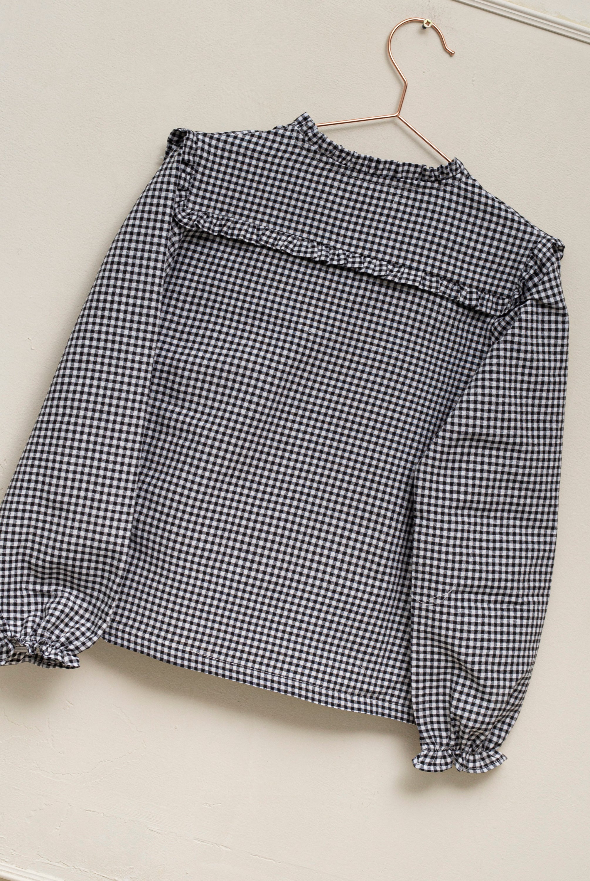 Conjunto para adolescente estampado vichy con bordados Cosmosophie