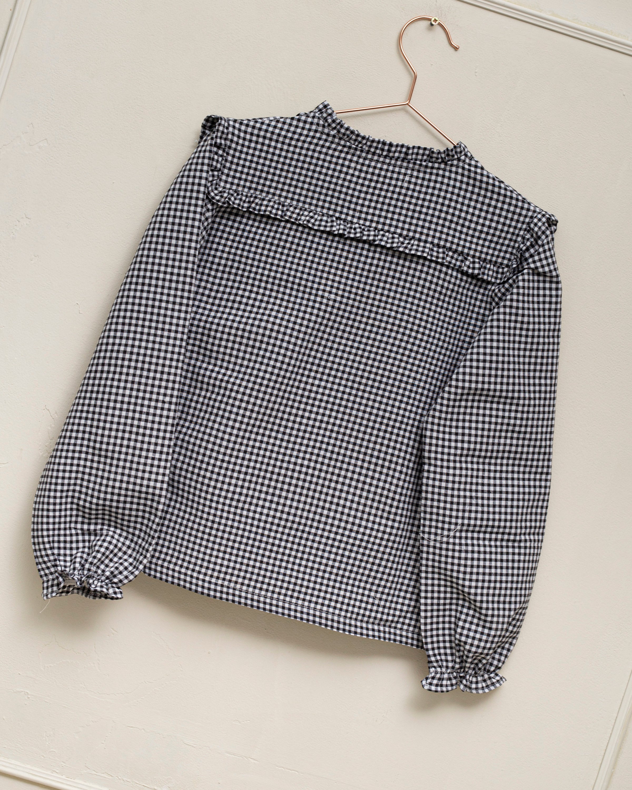 Conjunto para adolescente estampado vichy con bordados Cosmosophie