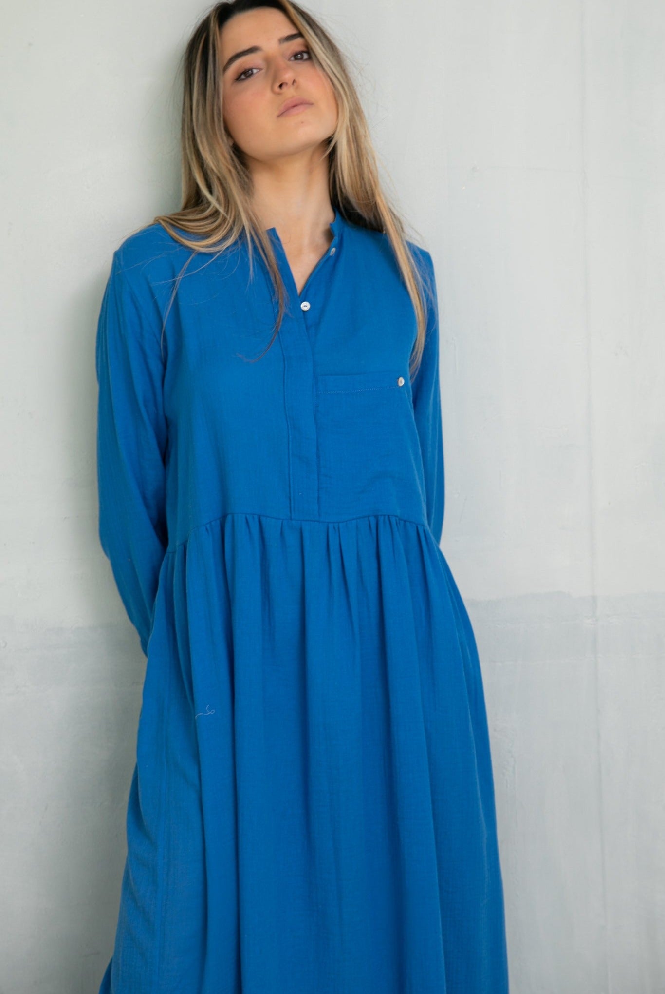 Long dress modest in blue cotton azzure cosmosophie cian dress