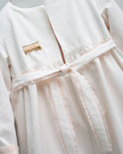 Abrigo para arras con capa en la espalda de Cosmosophie