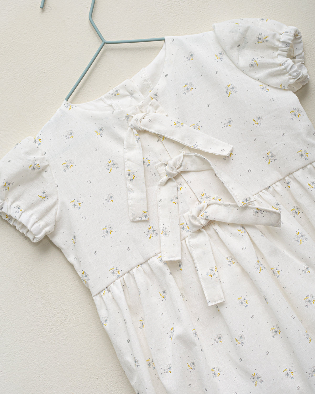 Ranita bebe flores Lazadas pecho de Cosmosophie