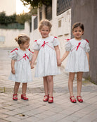 Vestido para niña invitada vichy azul con estampado de cerezas Cosmosophie