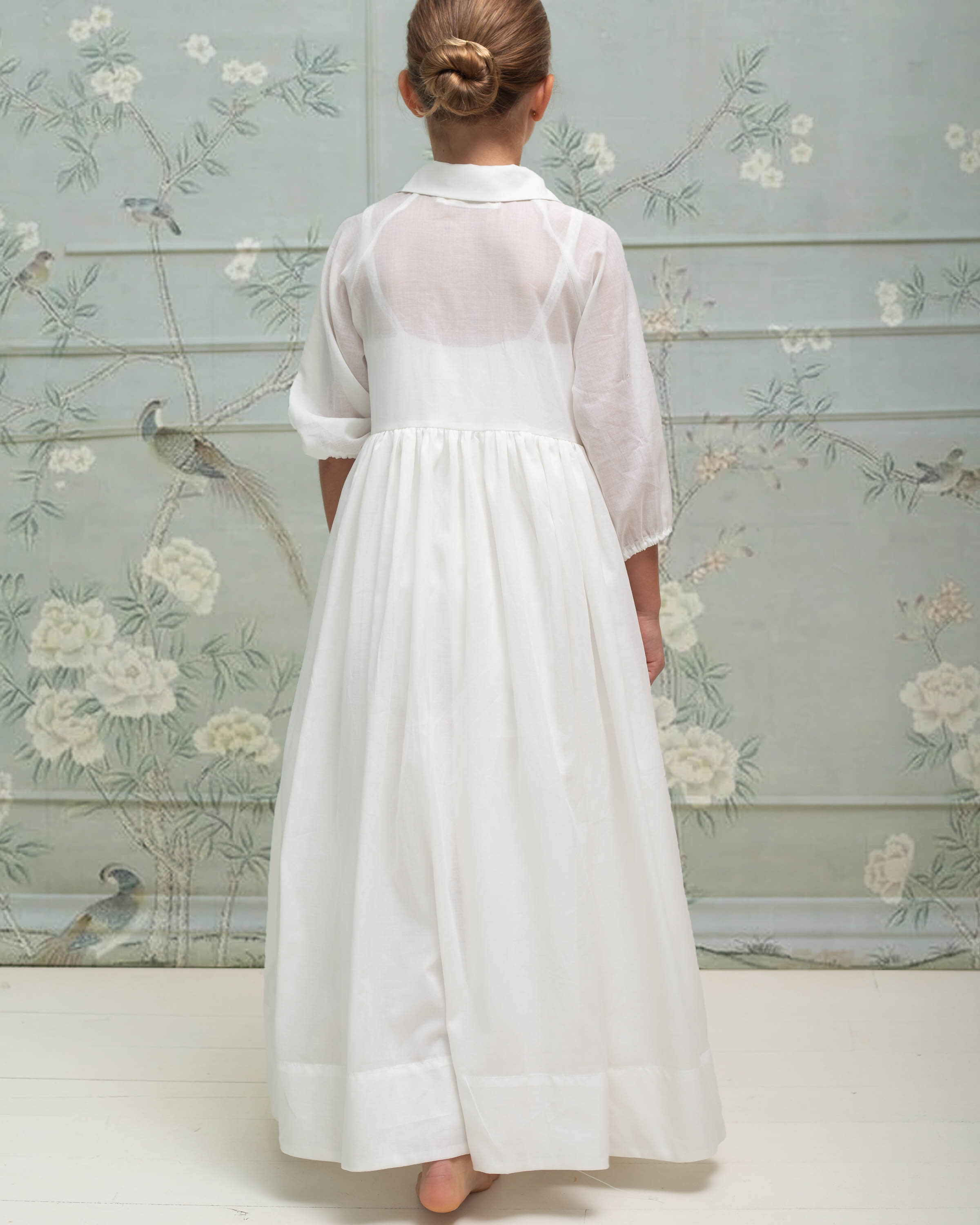 Vestido de comunión niña blanco modelo Gemini. Cosmosophie