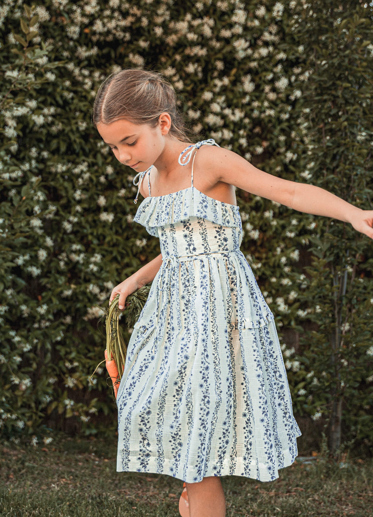 Vestido tirantes para iña flores cosmosophie