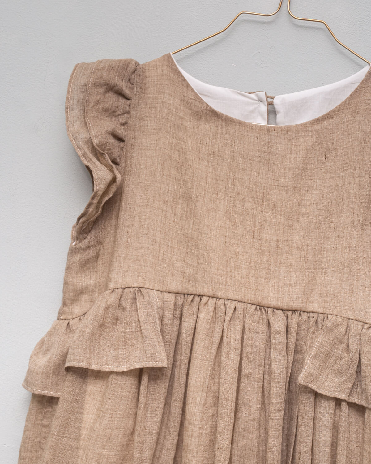 vestido de arras largo el color toffe lino para niñas Cosmosophie