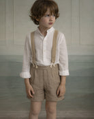 Pantalón corto con tirantes para arras de niño en musola color toffee.