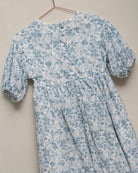 Vestido batista bordada de flores Cosmosophie