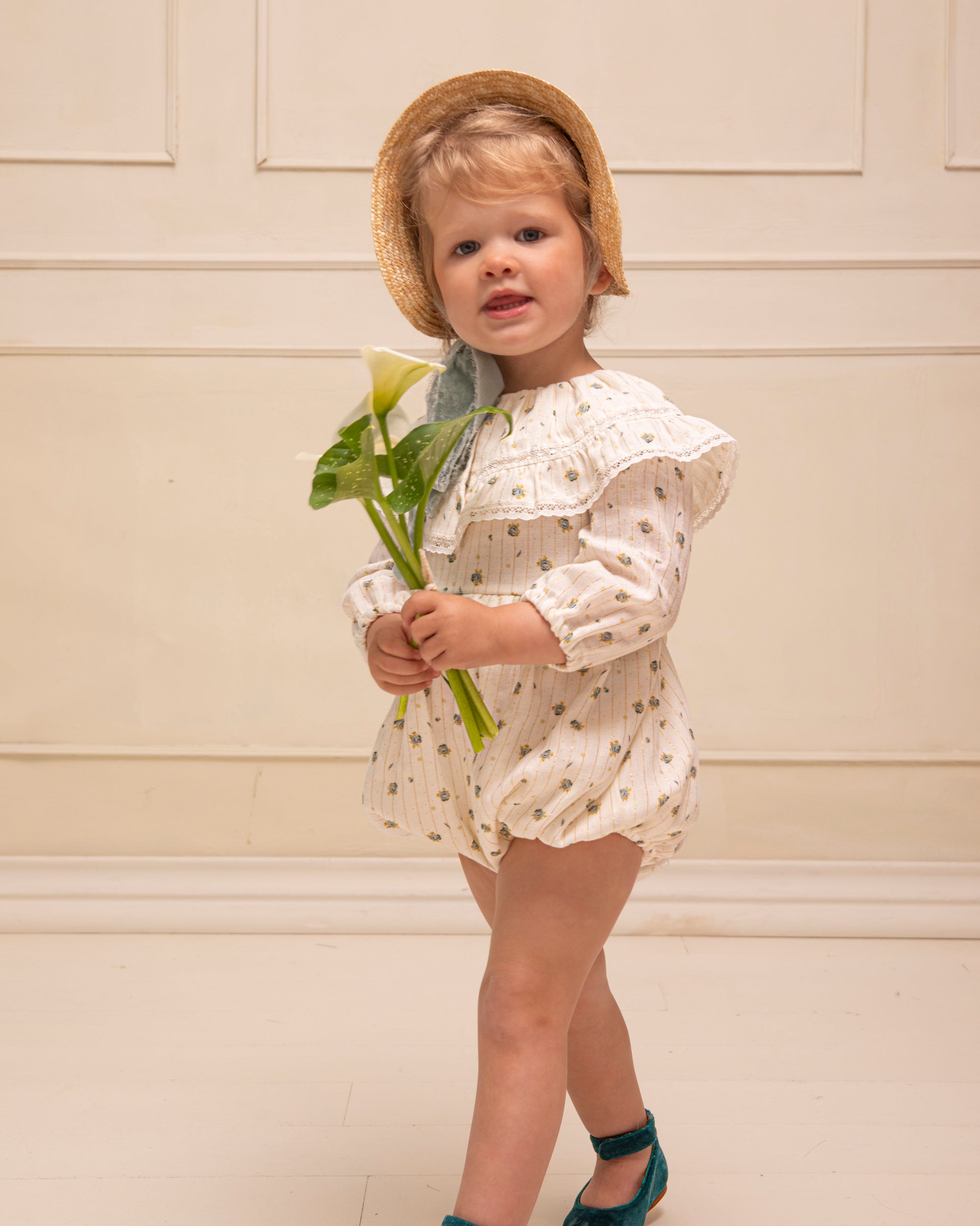 Ranita Arras de bebe de flores Cosmosophie