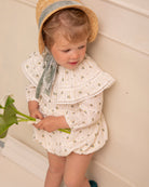 Ranita Arras de bebe de flores Cosmosophie