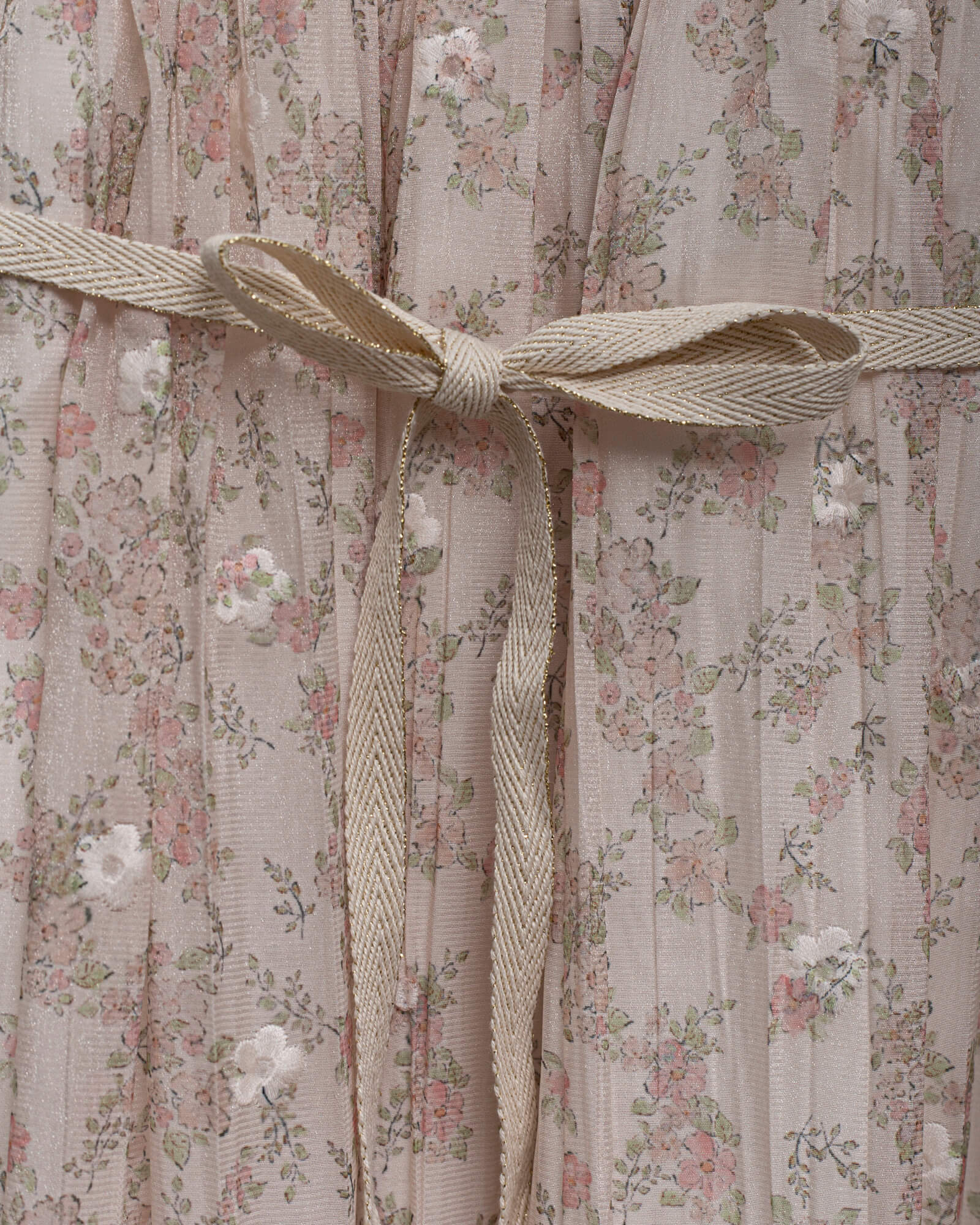 Vestido de flores rosa Cosmosophie