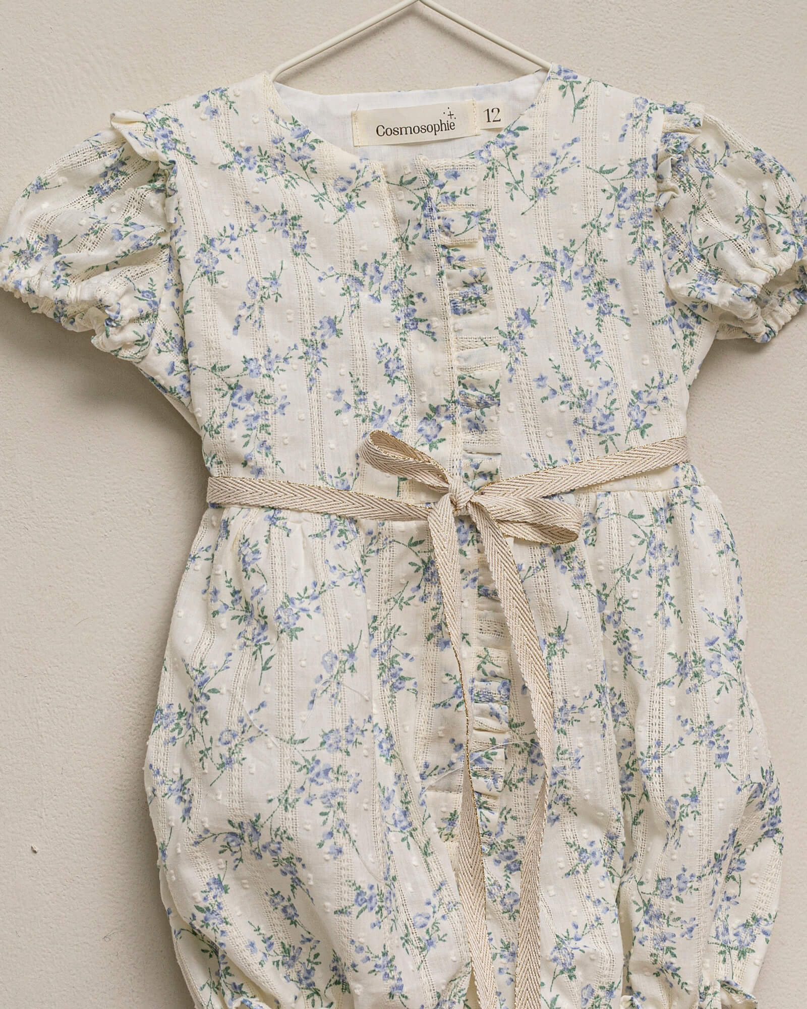 Ranita para bebe en batista bordada con estampado de flores