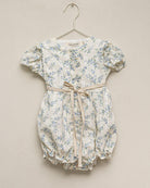 Ranita para bebe en batista bordada con estampado de flores